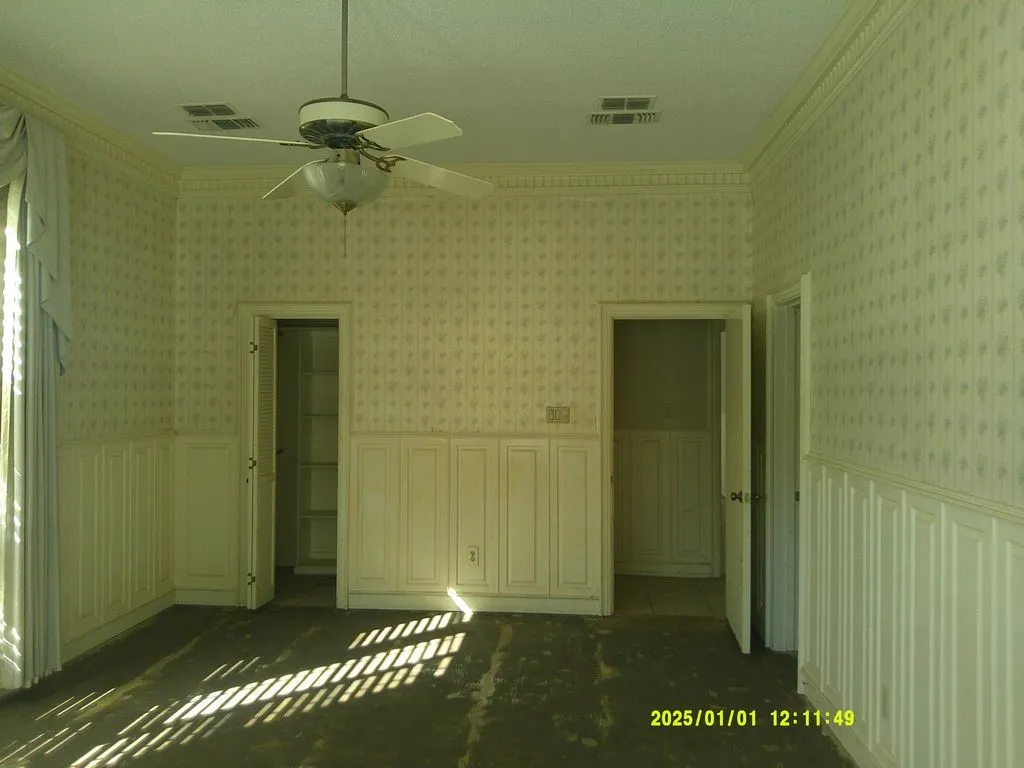 Single Family Residence For Sale in Bowie County , 3726 County Road 4284, Simms, Texas 75574, 3 Bedrooms, 3 Bathrooms, Garage spaces, 4,275 Sqft, built in 1985, Preowned, Price $369,000, mls#21257391, Real Estate Agent in Simms, Homes For Sale in Bowie county, Homes For Sale in Simms, Realtor in Simms Texas, Real Estate Brokerage Independent Realty Texas, Luminita Cordes Realtor