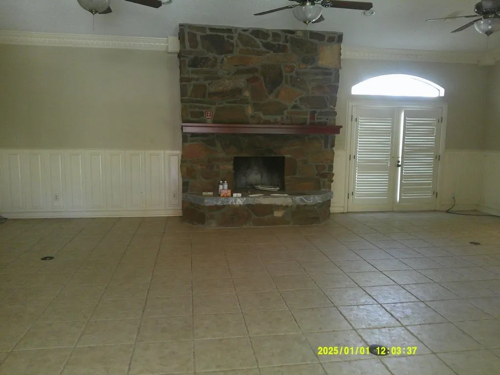 Single Family Residence For Sale in Bowie County , 3726 County Road 4284, Simms, Texas 75574, 3 Bedrooms, 3 Bathrooms, Garage spaces, 4,275 Sqft, built in 1985, Preowned, Price $369,000, mls#21257391, Real Estate Agent in Simms, Homes For Sale in Bowie county, Homes For Sale in Simms, Realtor in Simms Texas, Real Estate Brokerage Independent Realty Texas, Luminita Cordes Realtor