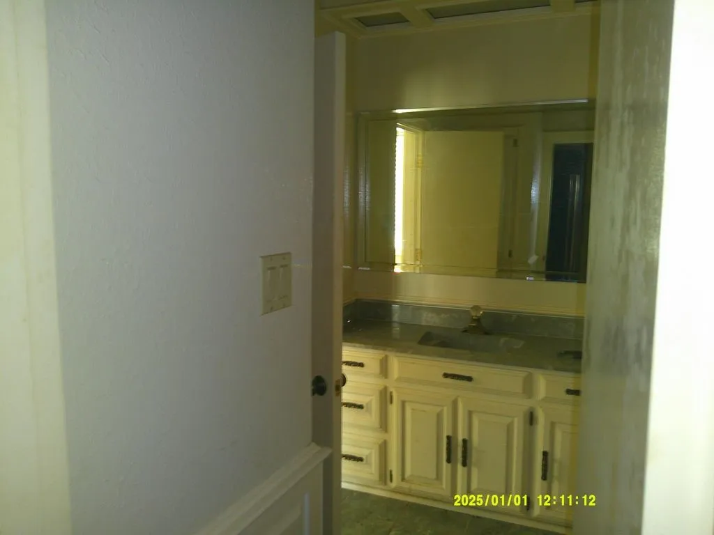 Single Family Residence For Sale in Bowie County , 3726 County Road 4284, Simms, Texas 75574, 3 Bedrooms, 3 Bathrooms, Garage spaces, 4,275 Sqft, built in 1985, Preowned, Price $369,000, mls#21257391, Real Estate Agent in Simms, Homes For Sale in Bowie county, Homes For Sale in Simms, Realtor in Simms Texas, Real Estate Brokerage Independent Realty Texas, Luminita Cordes Realtor