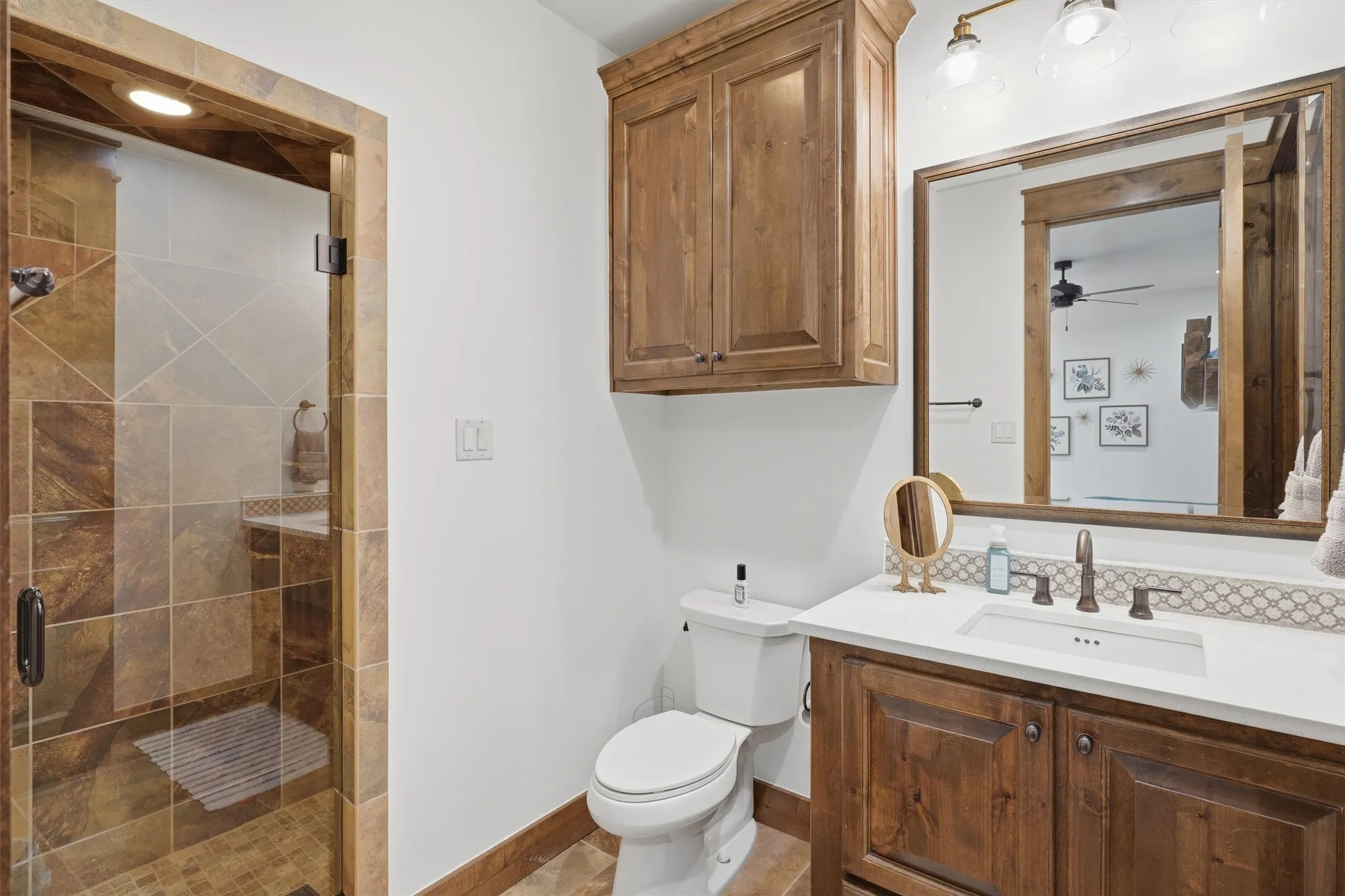 Single Family Residence For Sale in Palo Pinto County , 2135 Century Oak Drive, Graford, Texas 76449, 6 Bedrooms, 7 Bathrooms, 2 Garage spaces, 6,185 Sqft, built in 2011, Preowned, Price $2,495,000, mls#21256978, Real Estate Agent in Graford, Homes For Sale in Palo Pinto county, Homes For Sale in Graford, Realtor in Graford Texas, Real Estate Brokerage Independent Realty Texas, Luminita Cordes Realtor