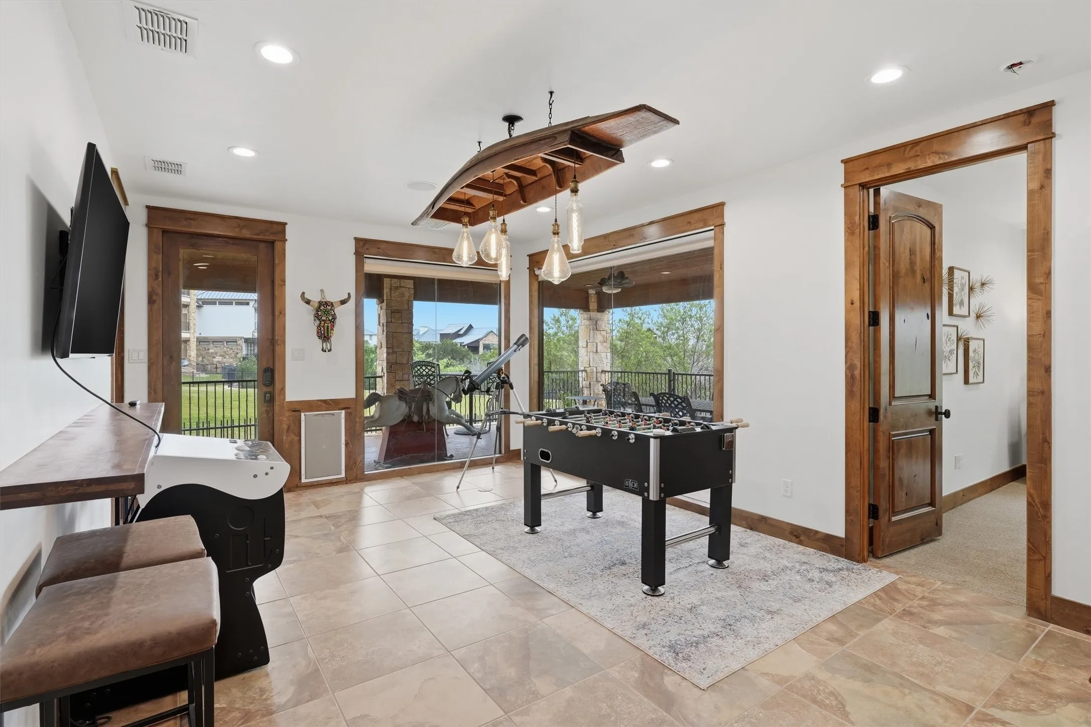 Single Family Residence For Sale in Palo Pinto County , 2135 Century Oak Drive, Graford, Texas 76449, 6 Bedrooms, 7 Bathrooms, 2 Garage spaces, 6,185 Sqft, built in 2011, Preowned, Price $2,495,000, mls#21256978, Real Estate Agent in Graford, Homes For Sale in Palo Pinto county, Homes For Sale in Graford, Realtor in Graford Texas, Real Estate Brokerage Independent Realty Texas, Luminita Cordes Realtor