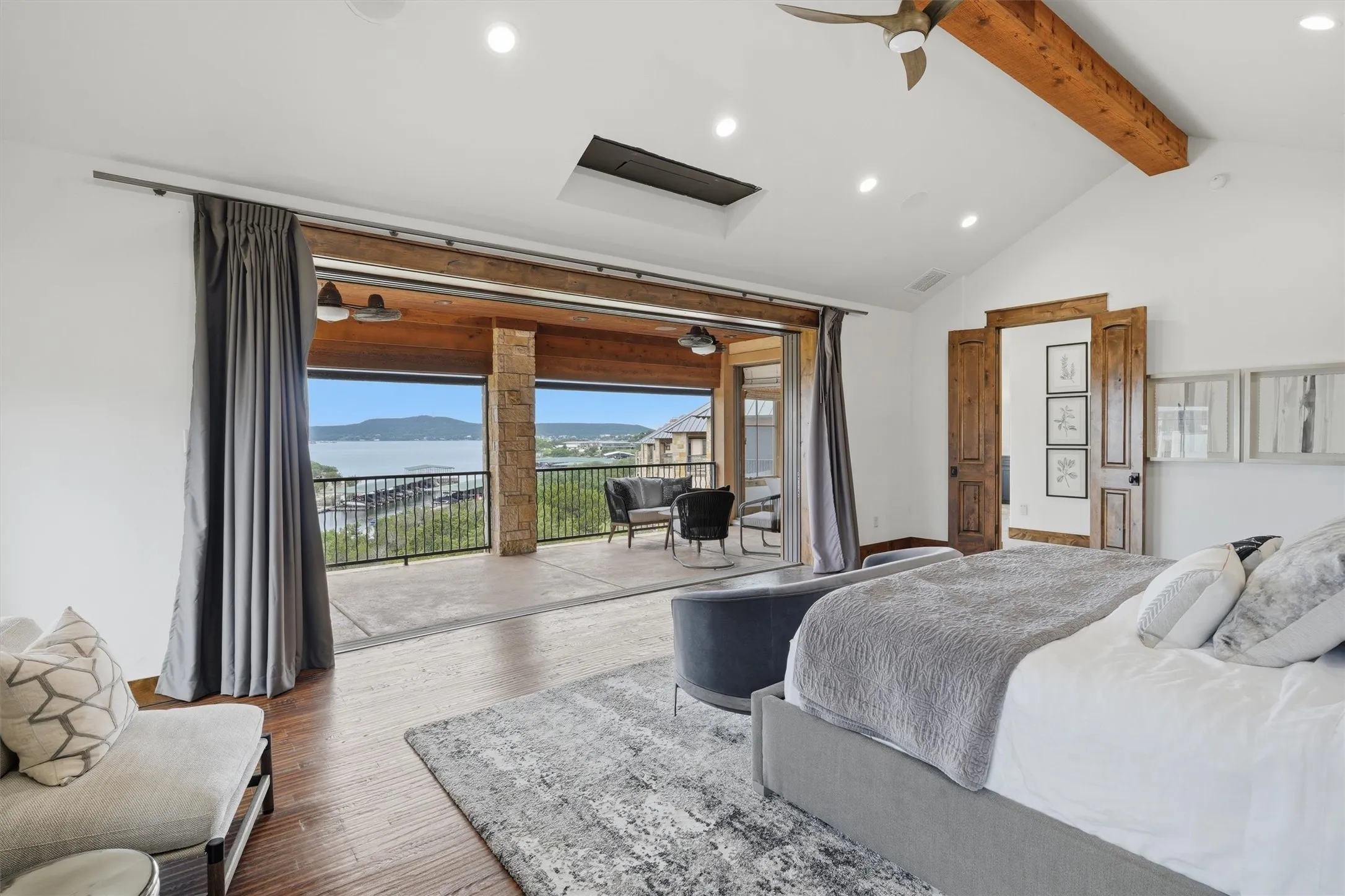 Single Family Residence For Sale in Palo Pinto County , 2135 Century Oak Drive, Graford, Texas 76449, 6 Bedrooms, 7 Bathrooms, 2 Garage spaces, 6,185 Sqft, built in 2011, Preowned, Price $2,495,000, mls#21256978, Real Estate Agent in Graford, Homes For Sale in Palo Pinto county, Homes For Sale in Graford, Realtor in Graford Texas, Real Estate Brokerage Independent Realty Texas, Luminita Cordes Realtor