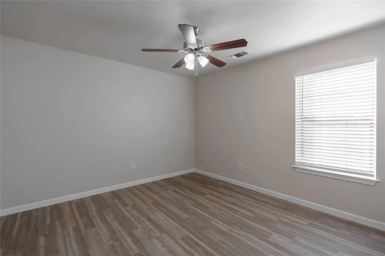 Duplex For Sale in Dallas County , 105 Garfield Street, Garland, Texas 75042, 6 Bedroom, 4 Bathroom, 2 Garage spaces, 0 Sqft, built in 2000, mls#21258561, Real Estate Agent in Garland, Homes For Sale in Dallas county, Homes For Sale in Garland, Realtor in Garland Texas, Real Estate Brokerage Independent Realty Texas, Luminita Cordes Realtor