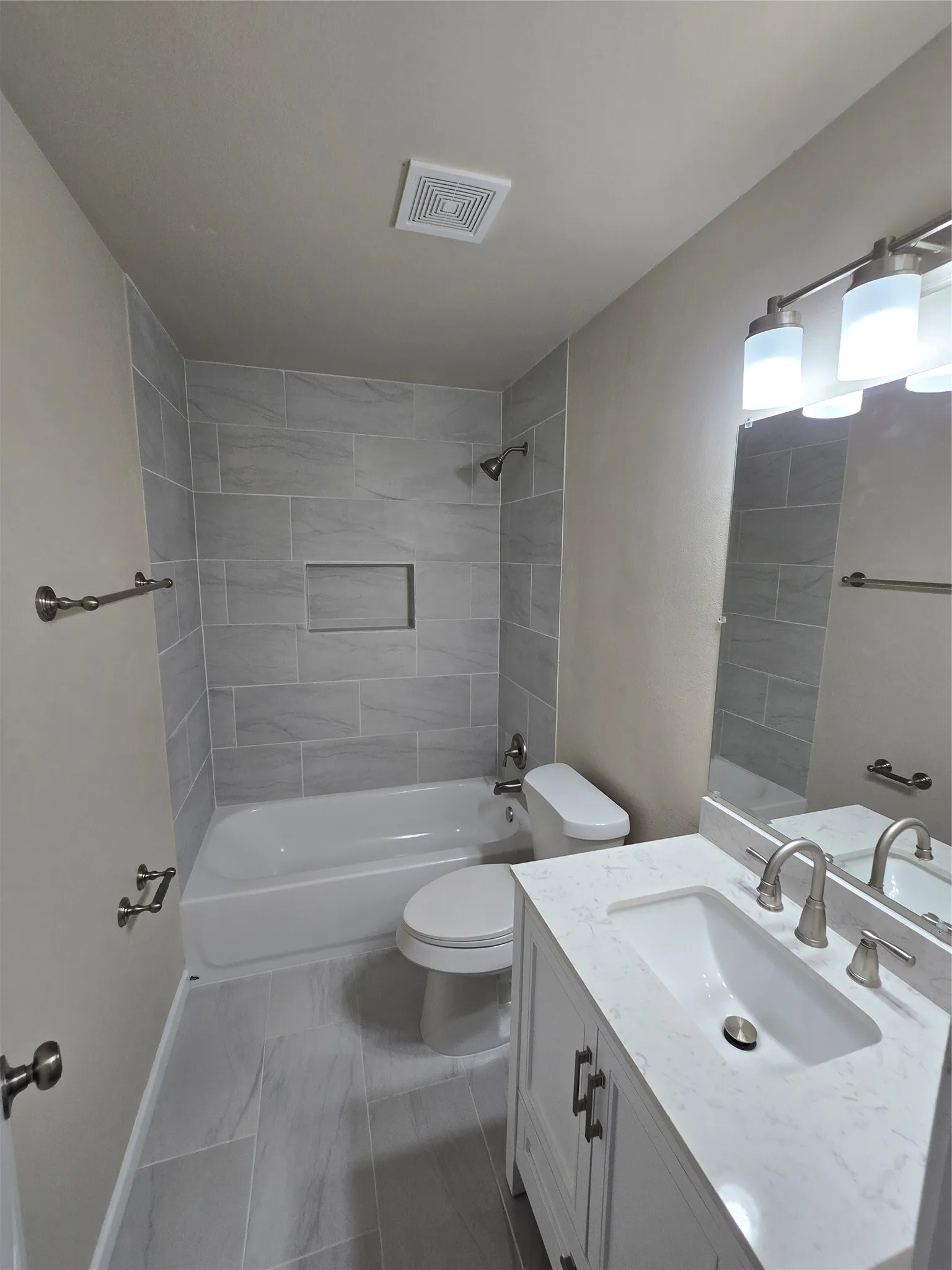 Duplex For Sale in Dallas County , 105 Garfield Street, Garland, Texas 75042, 6 Bedroom, 4 Bathroom, 2 Garage spaces, 0 Sqft, built in 2000, mls#21258561, Real Estate Agent in Garland, Homes For Sale in Dallas county, Homes For Sale in Garland, Realtor in Garland Texas, Real Estate Brokerage Independent Realty Texas, Luminita Cordes Realtor