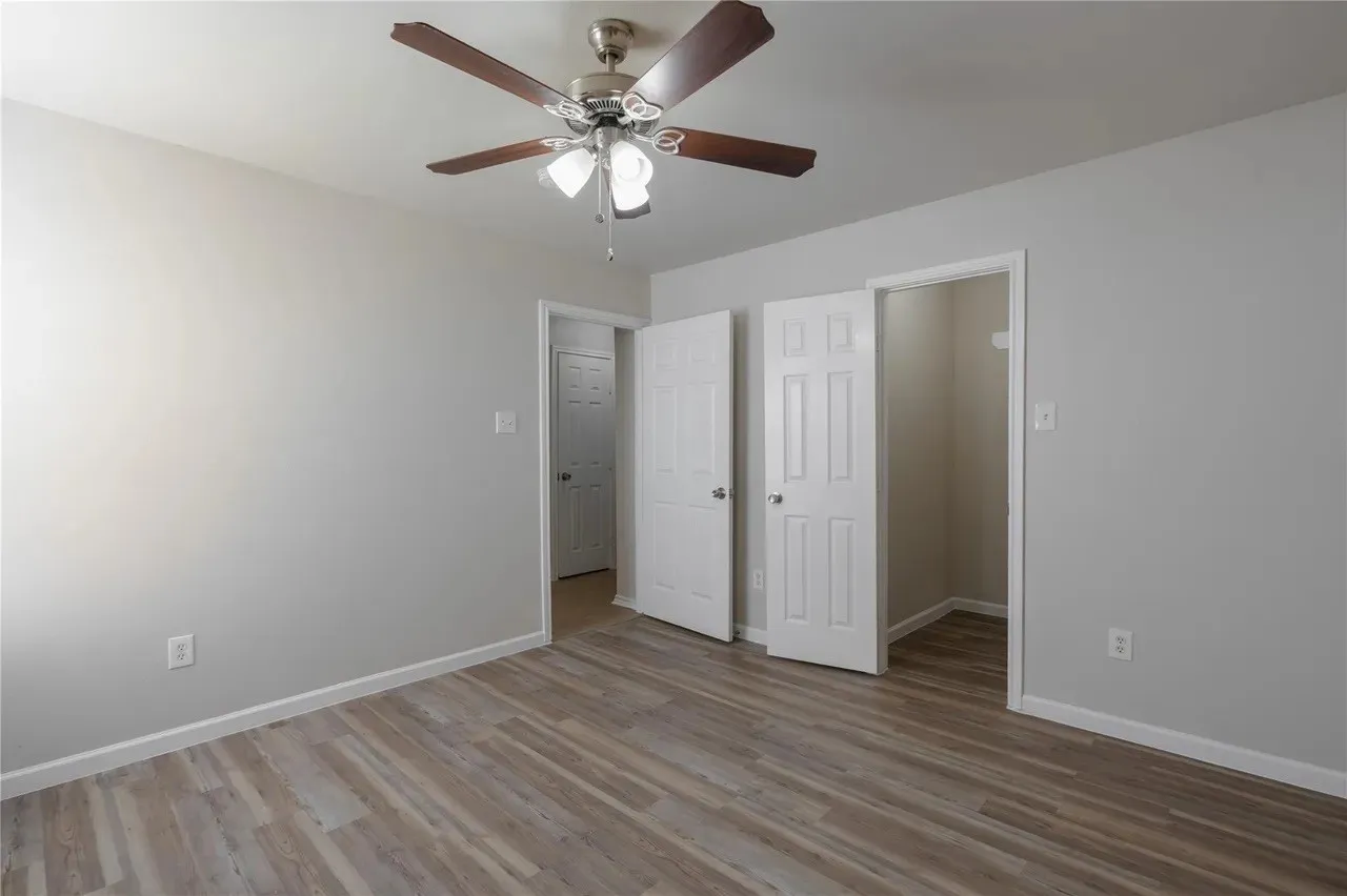Duplex For Sale in Dallas County , 105 Garfield Street, Garland, Texas 75042, 6 Bedroom, 4 Bathroom, 2 Garage spaces, 0 Sqft, built in 2000, mls#21258561, Real Estate Agent in Garland, Homes For Sale in Dallas county, Homes For Sale in Garland, Realtor in Garland Texas, Real Estate Brokerage Independent Realty Texas, Luminita Cordes Realtor
