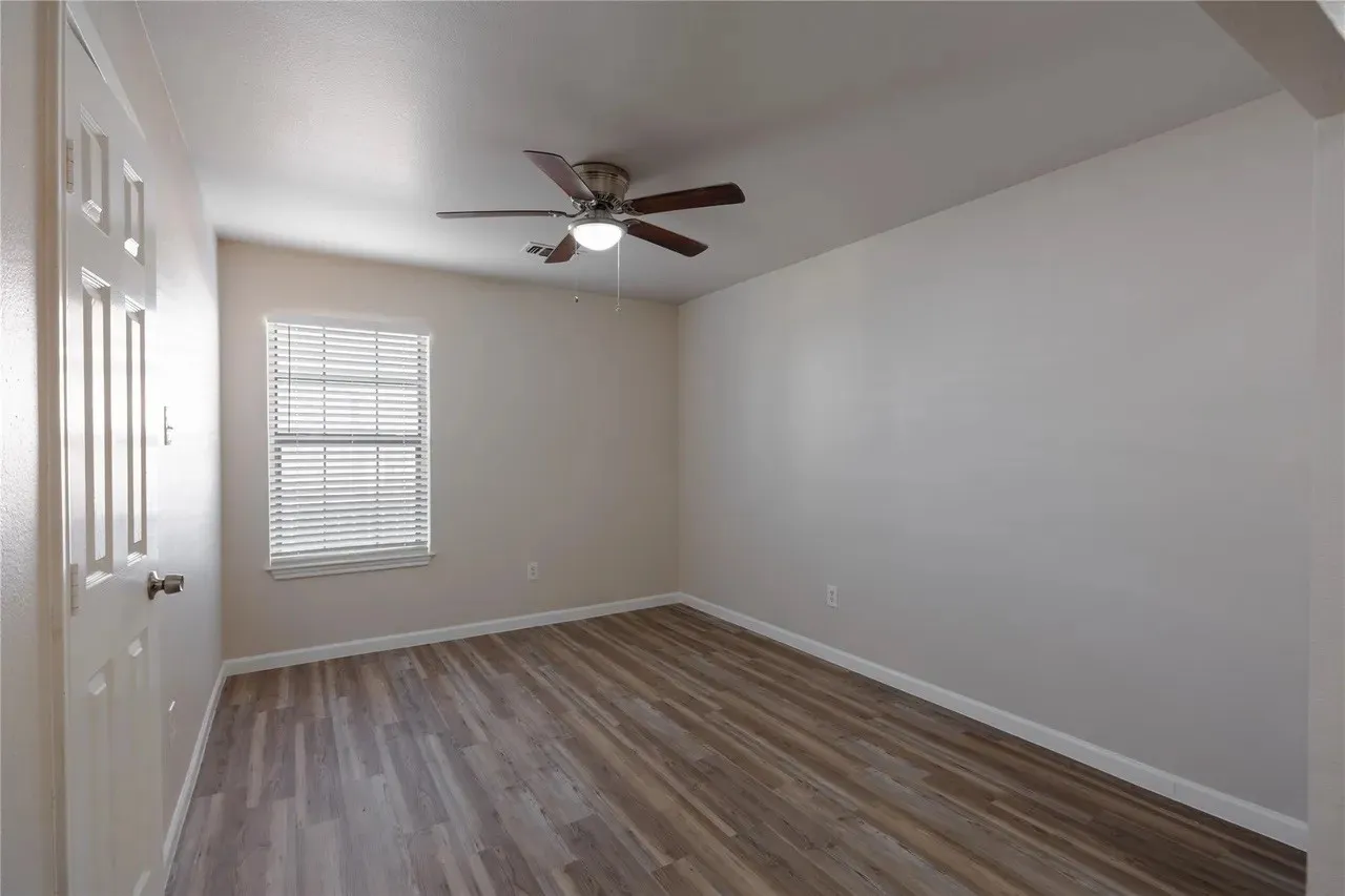 Duplex For Sale in Dallas County , 105 Garfield Street, Garland, Texas 75042, 6 Bedroom, 4 Bathroom, 2 Garage spaces, 0 Sqft, built in 2000, mls#21258561, Real Estate Agent in Garland, Homes For Sale in Dallas county, Homes For Sale in Garland, Realtor in Garland Texas, Real Estate Brokerage Independent Realty Texas, Luminita Cordes Realtor