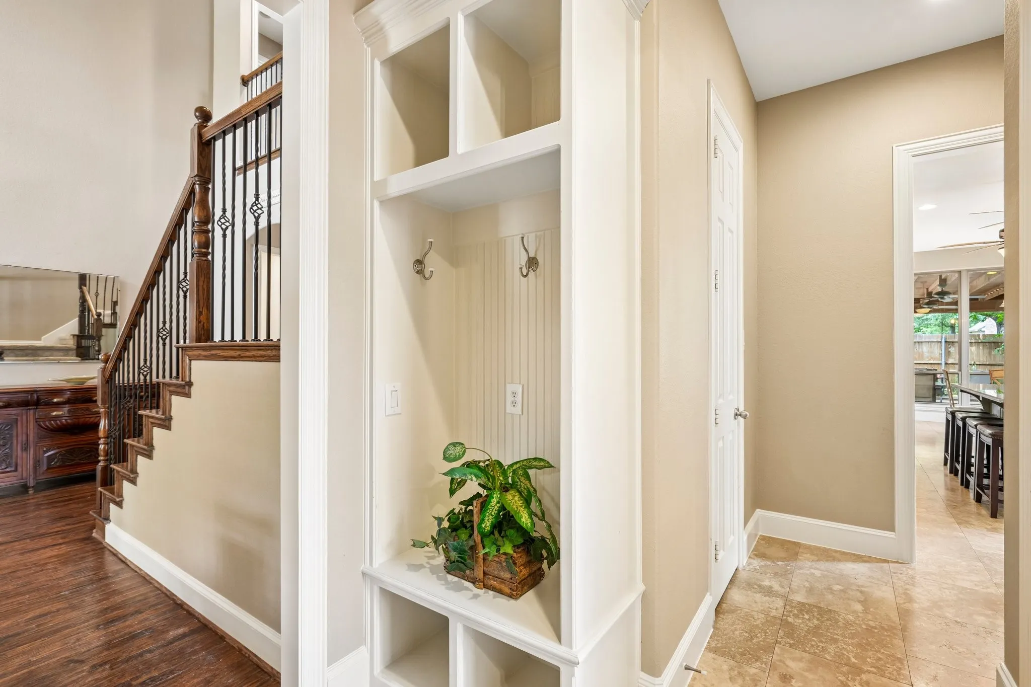 Single Family Residence For Sale in Collin County , 812 Moss Cliff Circle, Mc Kinney, Texas 75071, 5 Bedroom, 4 Bathroom, 3 Garage spaces, 3,976 Sqft, built in 2006, mls#21258036, Real Estate Agent in Mc Kinney, Homes For Sale in Collin county, Homes For Sale in Mc Kinney, Realtor in Mc Kinney Texas, Real Estate Brokerage Independent Realty Texas, Luminita Cordes Realtor
