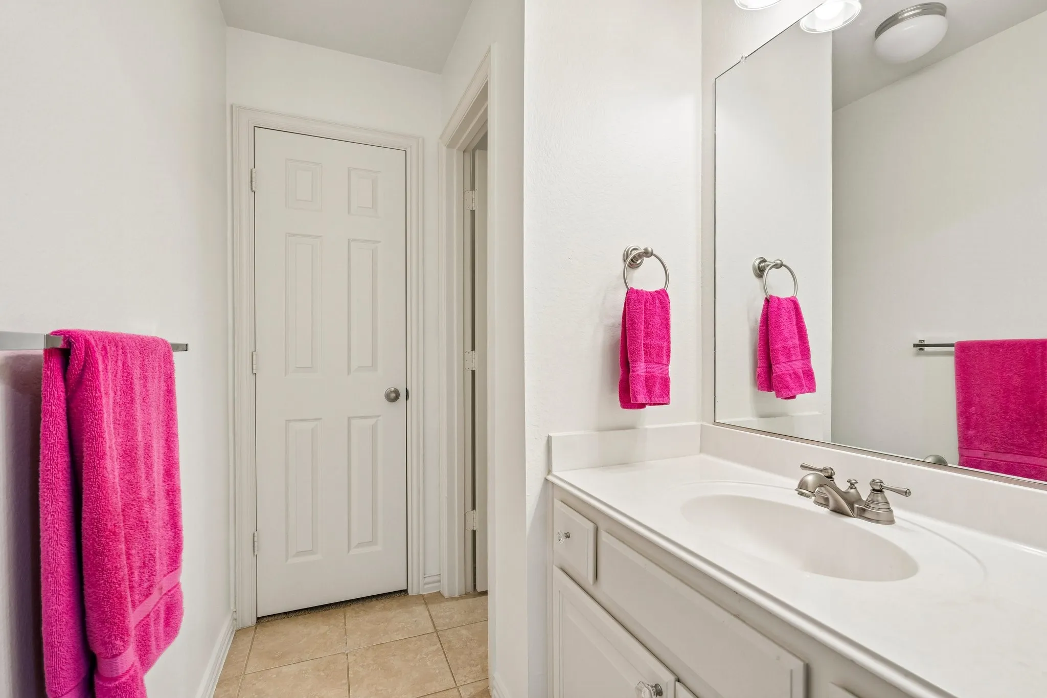 Single Family Residence For Sale in Collin County , 812 Moss Cliff Circle, Mc Kinney, Texas 75071, 5 Bedroom, 4 Bathroom, 3 Garage spaces, 3,976 Sqft, built in 2006, mls#21258036, Real Estate Agent in Mc Kinney, Homes For Sale in Collin county, Homes For Sale in Mc Kinney, Realtor in Mc Kinney Texas, Real Estate Brokerage Independent Realty Texas, Luminita Cordes Realtor