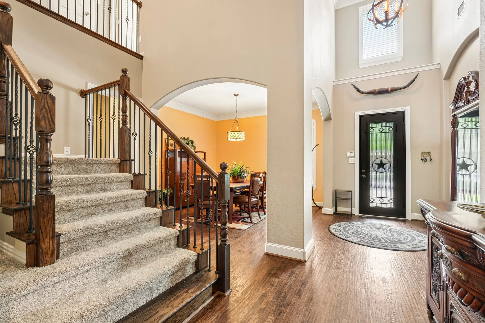 Single Family Residence For Sale in Collin County , 812 Moss Cliff Circle, Mc Kinney, Texas 75071, 5 Bedroom, 4 Bathroom, 3 Garage spaces, 3,976 Sqft, built in 2006, mls#21258036, Real Estate Agent in Mc Kinney, Homes For Sale in Collin county, Homes For Sale in Mc Kinney, Realtor in Mc Kinney Texas, Real Estate Brokerage Independent Realty Texas, Luminita Cordes Realtor