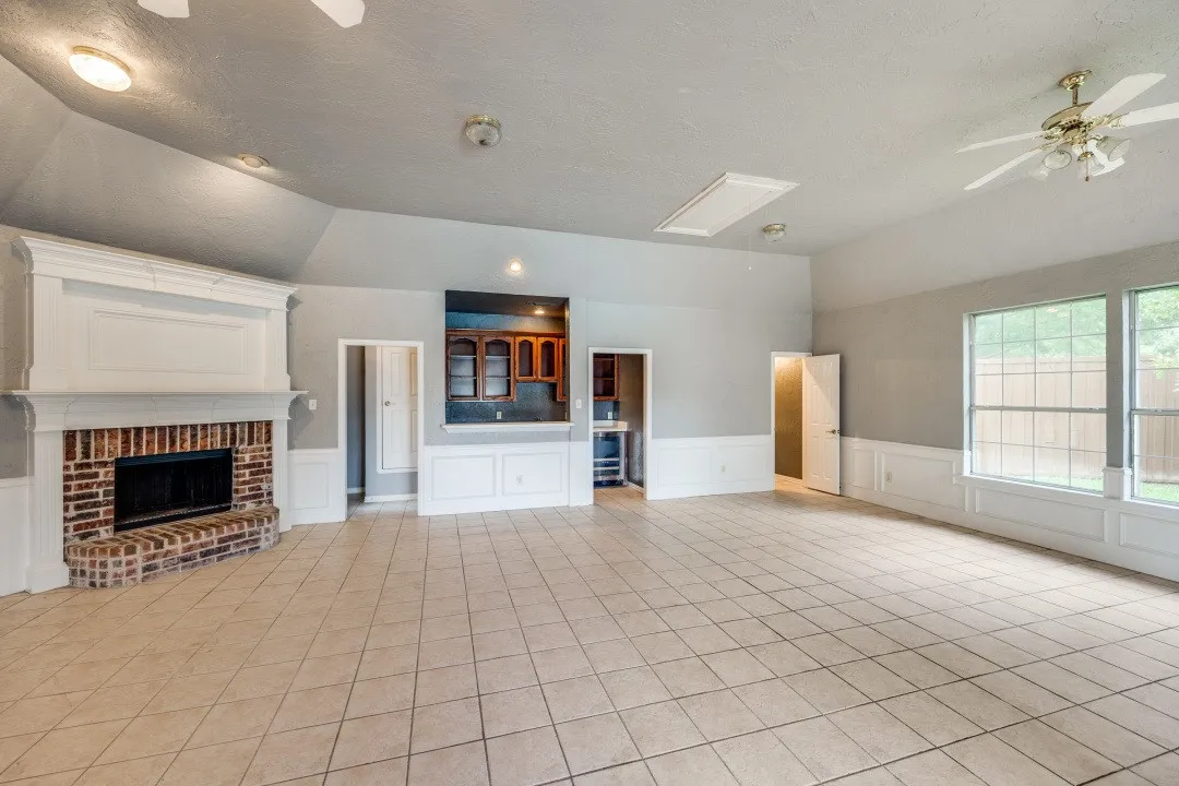 Single Family Residence For Sale in Collin County , 725 Chapel Court, Allen, Texas 75002, 4 Bedroom, 4 Bathroom, 3 Garage spaces, 4,662 Sqft, built in 2000, mls#21258576, Real Estate Agent in Allen, Homes For Sale in Collin county, Homes For Sale in Allen, Realtor in Allen Texas, Real Estate Brokerage Independent Realty Texas, Luminita Cordes Realtor