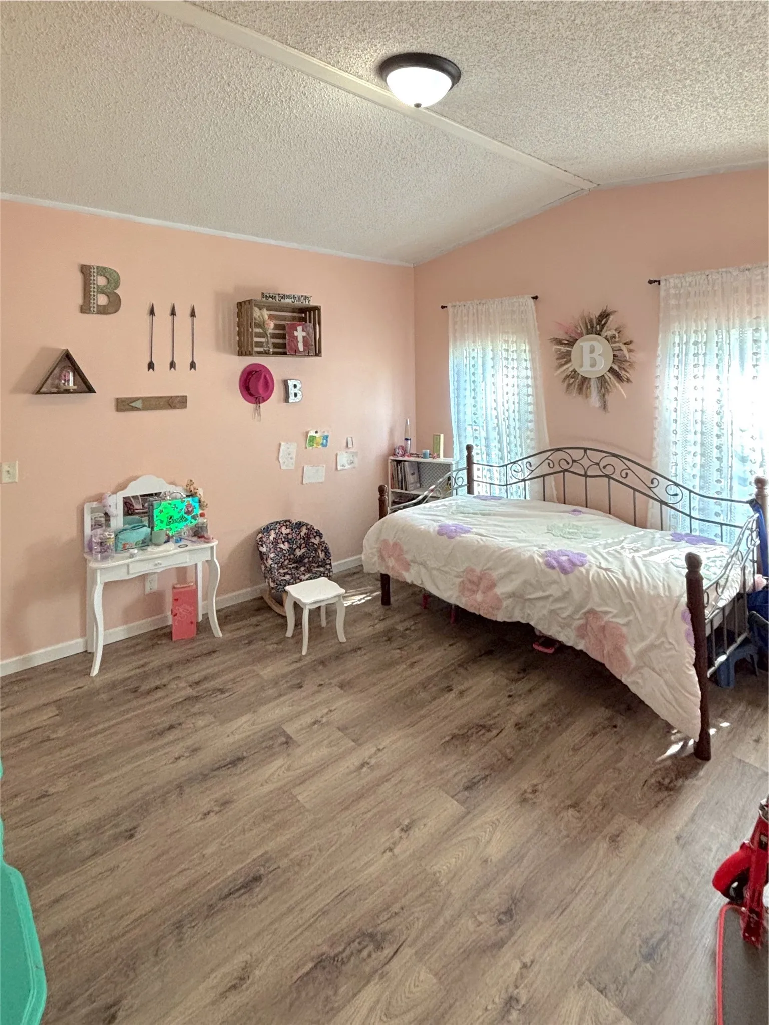 Manufactured Home For Sale in Smith County , 19792 Creekside Drive, Flint, Texas 75762, 4 Bedroom, 2 Bathroom, 2 Garage spaces, 2,059 Sqft, built in 1999, Unknown, mls#21258603, Real Estate Agent in Flint, Homes For Sale in Smith county, Homes For Sale in Flint, Realtor in Flint Texas, Real Estate Brokerage Independent Realty Texas, Luminita Cordes Realtor