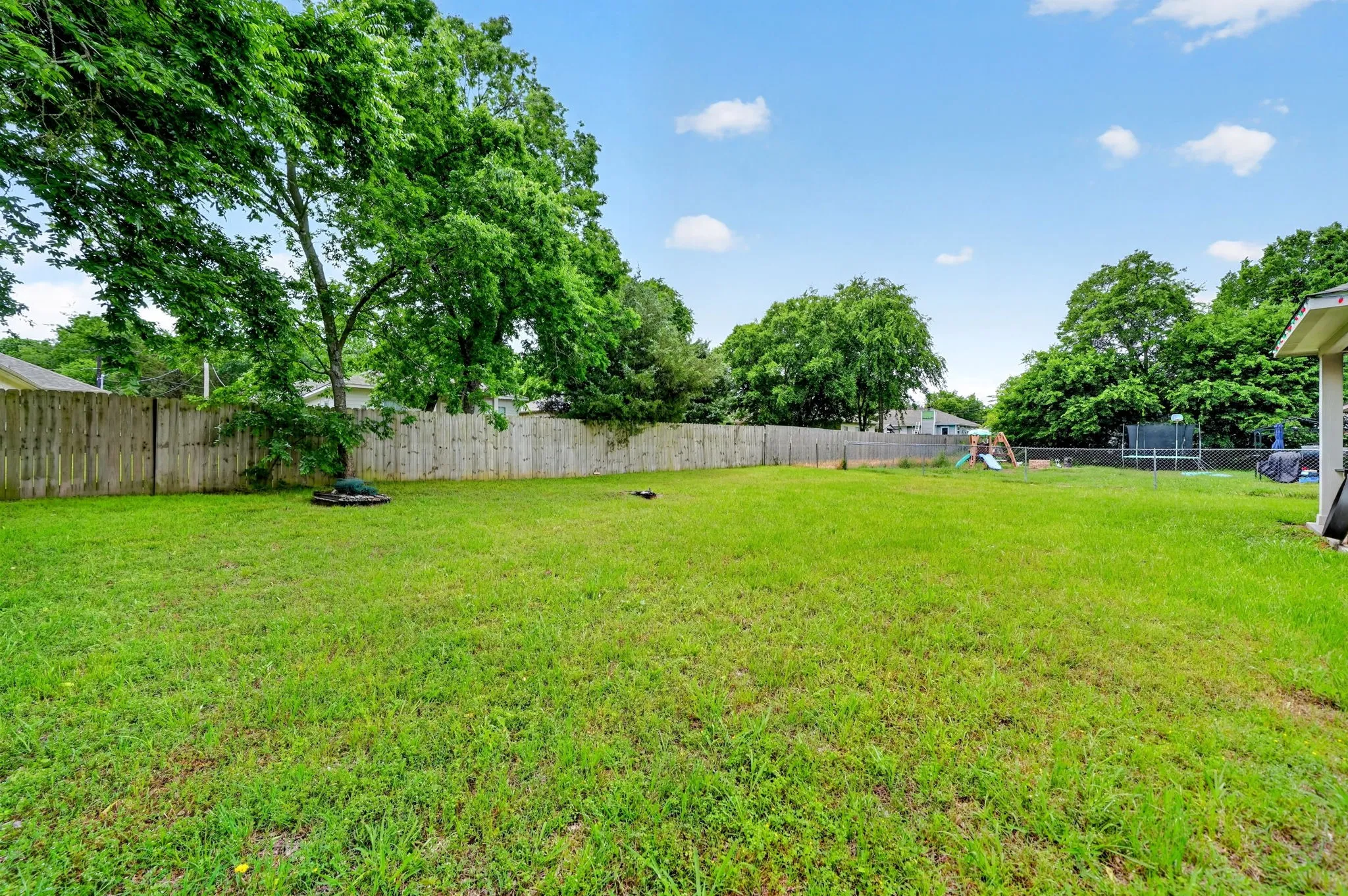Single Family Residence For Sale in Hunt County , 4495 Cordell Street, Greenville, Texas 75401, 3 Bedroom, 2 Bathroom, 2 Garage spaces, 1,434 Sqft, built in 2020, mls#21258571, Real Estate Agent in Greenville, Homes For Sale in Hunt county, Homes For Sale in Greenville, Realtor in Greenville Texas, Real Estate Brokerage Independent Realty Texas, Luminita Cordes Realtor