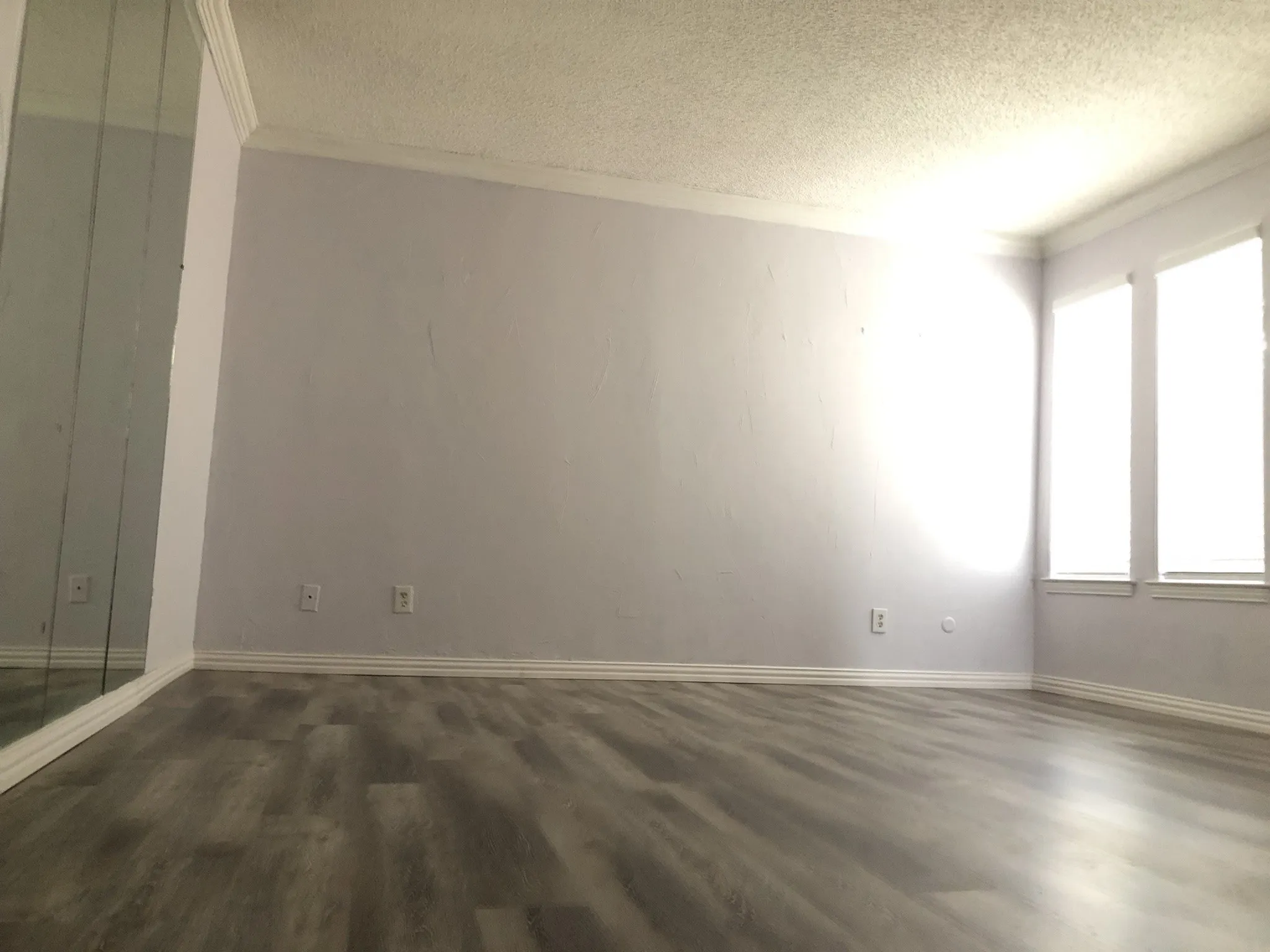 Townhouse For Sale in Dallas County , 513 Towne House Lane, Richardson, Texas 75081, 3 Bedroom, 3 Bathroom, Garage spaces, 1,817 Sqft, built in 1973, Preowned, mls#21258619, Real Estate Agent in Richardson, Homes For Sale in Dallas county, Homes For Sale in Richardson, Realtor in Richardson Texas, Real Estate Brokerage Independent Realty Texas, Luminita Cordes Realtor