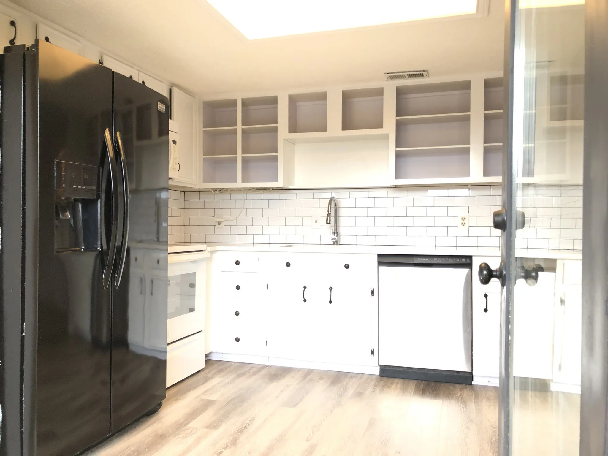 Townhouse For Sale in Dallas County , 513 Towne House Lane, Richardson, Texas 75081, 3 Bedroom, 3 Bathroom, Garage spaces, 1,817 Sqft, built in 1973, Preowned, mls#21258619, Real Estate Agent in Richardson, Homes For Sale in Dallas county, Homes For Sale in Richardson, Realtor in Richardson Texas, Real Estate Brokerage Independent Realty Texas, Luminita Cordes Realtor