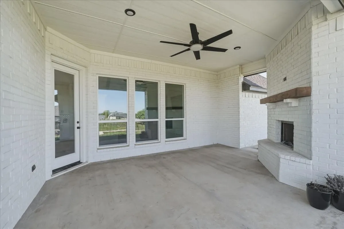 Single Family Residence For Sale in Parker County , 3008 Westfork Way, Springtown, Texas 76082, 4 Bedroom, 3 Bathroom, 3 Garage spaces, 2,538 Sqft, built in 2023, mls#21258314, Real Estate Agent in Springtown, Homes For Sale in Parker county, Homes For Sale in Springtown, Realtor in Springtown Texas, Real Estate Brokerage Independent Realty Texas, Luminita Cordes Realtor