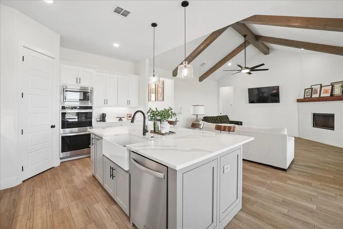 Single Family Residence For Sale in Parker County , 3008 Westfork Way, Springtown, Texas 76082, 4 Bedroom, 3 Bathroom, 3 Garage spaces, 2,538 Sqft, built in 2023, mls#21258314, Real Estate Agent in Springtown, Homes For Sale in Parker county, Homes For Sale in Springtown, Realtor in Springtown Texas, Real Estate Brokerage Independent Realty Texas, Luminita Cordes Realtor