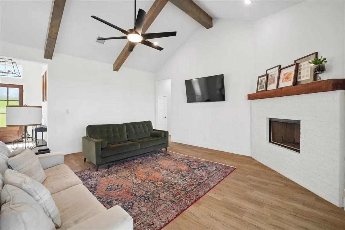 Single Family Residence For Sale in Parker County , 3008 Westfork Way, Springtown, Texas 76082, 4 Bedroom, 3 Bathroom, 3 Garage spaces, 2,538 Sqft, built in 2023, mls#21258314, Real Estate Agent in Springtown, Homes For Sale in Parker county, Homes For Sale in Springtown, Realtor in Springtown Texas, Real Estate Brokerage Independent Realty Texas, Luminita Cordes Realtor