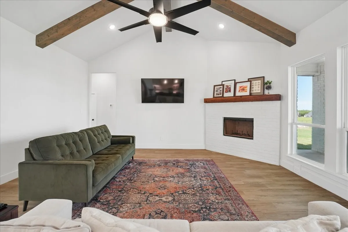 Single Family Residence For Sale in Parker County , 3008 Westfork Way, Springtown, Texas 76082, 4 Bedroom, 3 Bathroom, 3 Garage spaces, 2,538 Sqft, built in 2023, mls#21258314, Real Estate Agent in Springtown, Homes For Sale in Parker county, Homes For Sale in Springtown, Realtor in Springtown Texas, Real Estate Brokerage Independent Realty Texas, Luminita Cordes Realtor