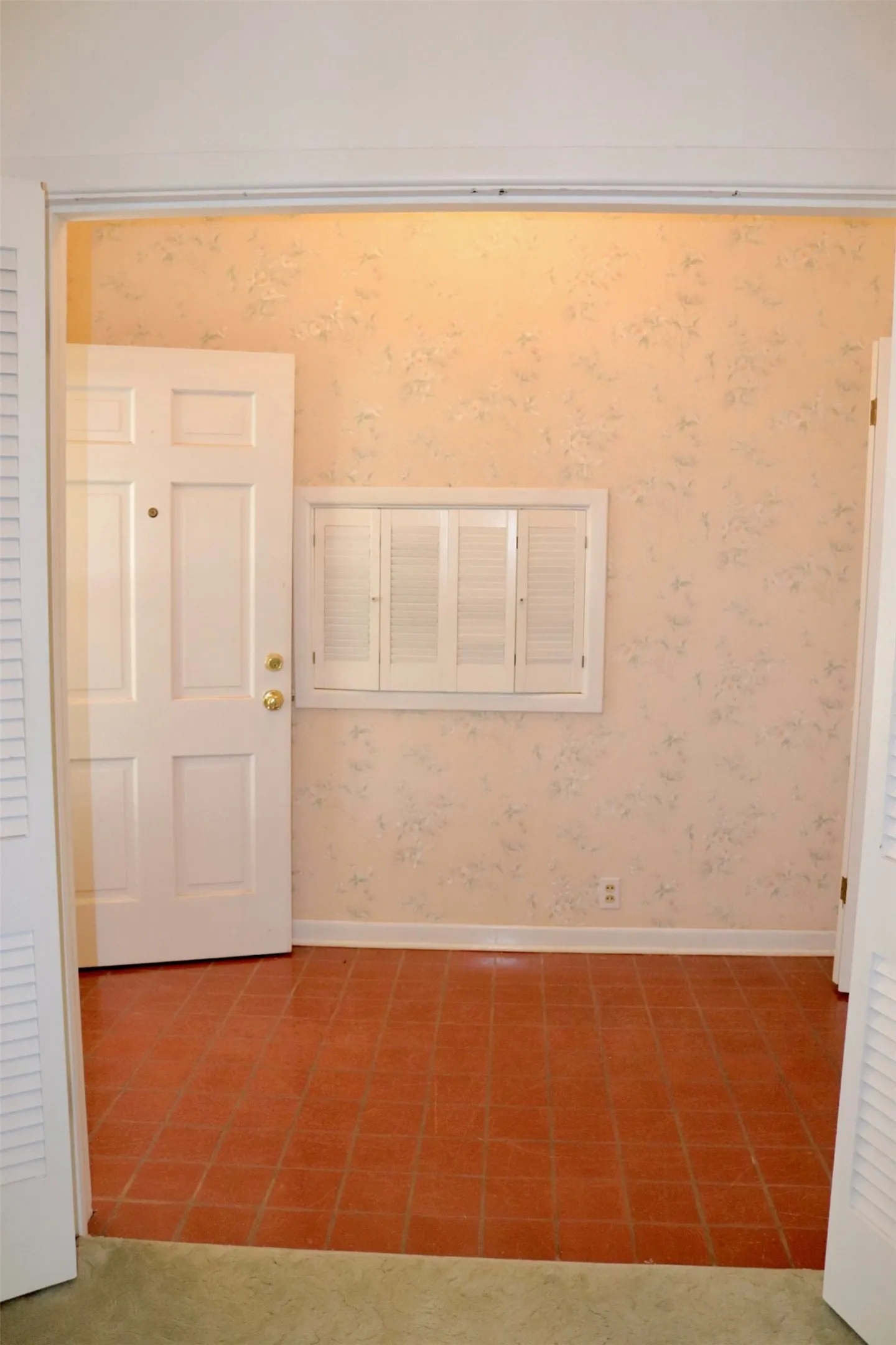 Single Family Residence For Sale in Runnels County , 211 Spill Street, Winters, Texas 79567, 3 Bedroom, 2 Bathroom, 2 Garage spaces, 2,812 Sqft, built in 1975, mls#21258621, Real Estate Agent in Winters, Homes For Sale in Runnels county, Homes For Sale in Winters, Realtor in Winters Texas, Real Estate Brokerage Independent Realty Texas, Luminita Cordes Realtor