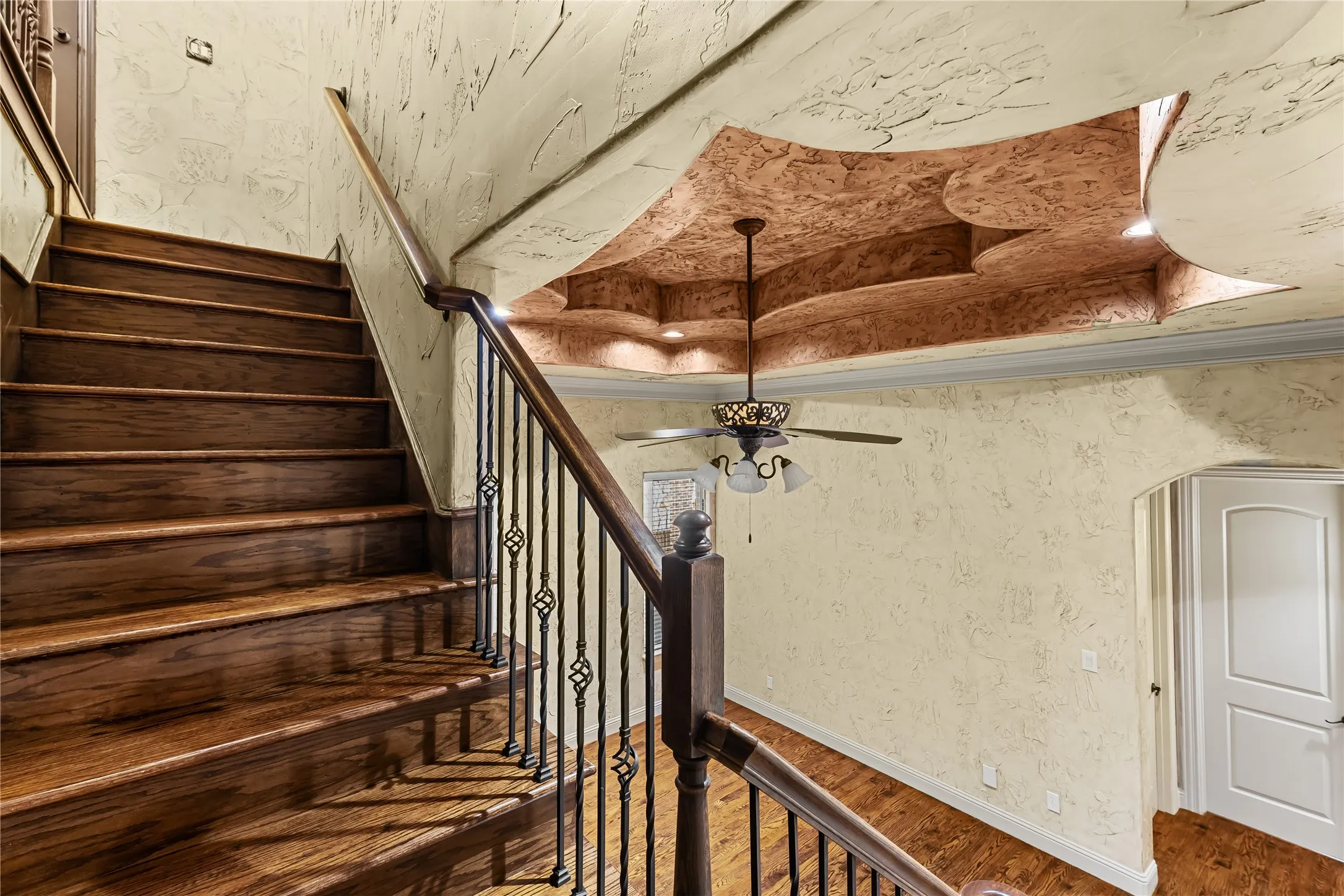 Single Family Residence For Sale in Tarrant County , 1206 Genesis Drive, Mansfield, Texas 76063, 5 Bedroom, 5 Bathroom, 3 Garage spaces, 4,232 Sqft, built in 2011, Preowned, mls#21258121, Real Estate Agent in Mansfield, Homes For Sale in Tarrant county, Homes For Sale in Mansfield, Realtor in Mansfield Texas, Real Estate Brokerage Independent Realty Texas, Luminita Cordes Realtor