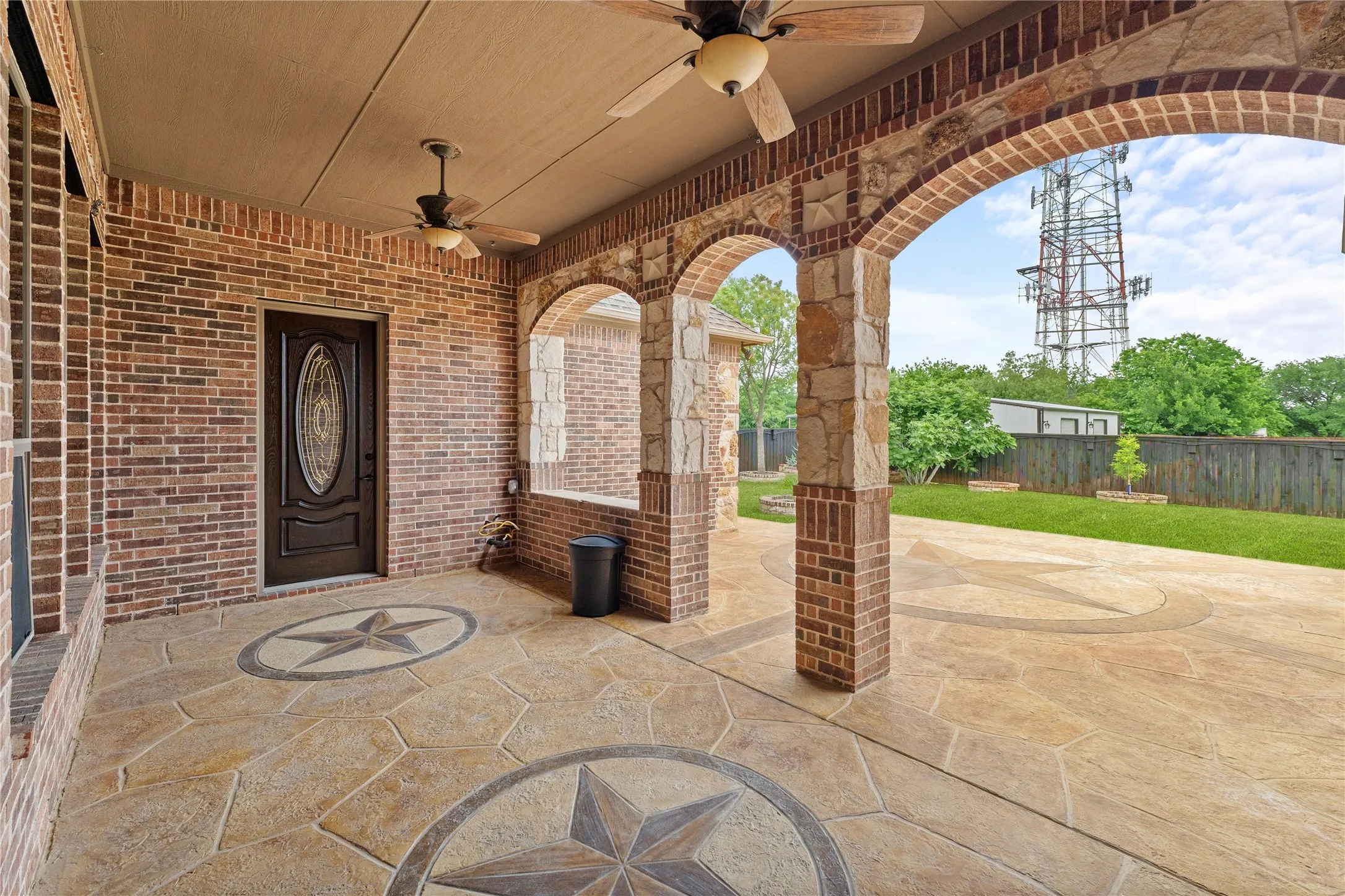 Single Family Residence For Sale in Tarrant County , 1206 Genesis Drive, Mansfield, Texas 76063, 5 Bedroom, 5 Bathroom, 3 Garage spaces, 4,232 Sqft, built in 2011, Preowned, mls#21258121, Real Estate Agent in Mansfield, Homes For Sale in Tarrant county, Homes For Sale in Mansfield, Realtor in Mansfield Texas, Real Estate Brokerage Independent Realty Texas, Luminita Cordes Realtor