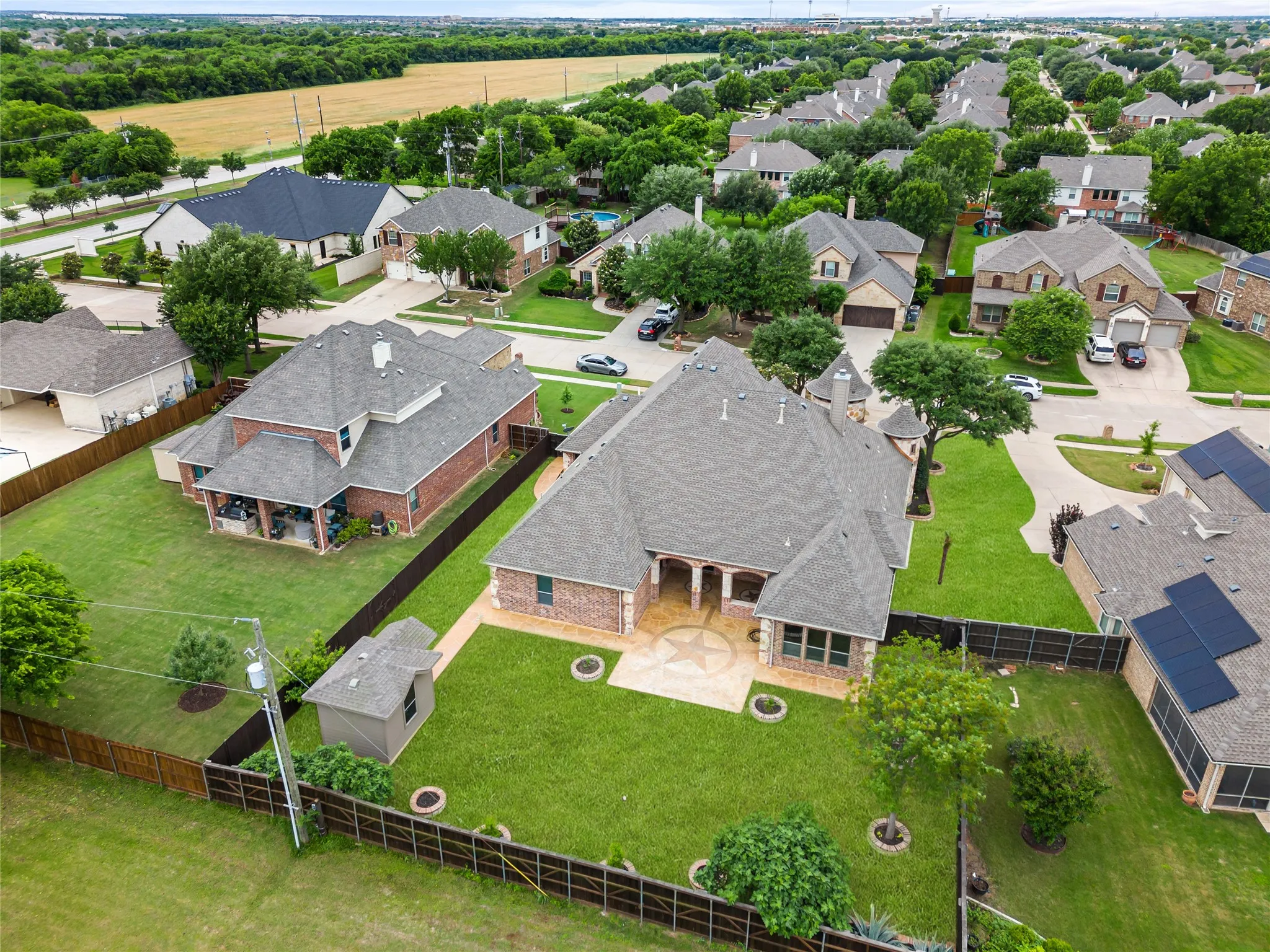 Single Family Residence For Sale in Tarrant County , 1206 Genesis Drive, Mansfield, Texas 76063, 5 Bedroom, 5 Bathroom, 3 Garage spaces, 4,232 Sqft, built in 2011, Preowned, mls#21258121, Real Estate Agent in Mansfield, Homes For Sale in Tarrant county, Homes For Sale in Mansfield, Realtor in Mansfield Texas, Real Estate Brokerage Independent Realty Texas, Luminita Cordes Realtor