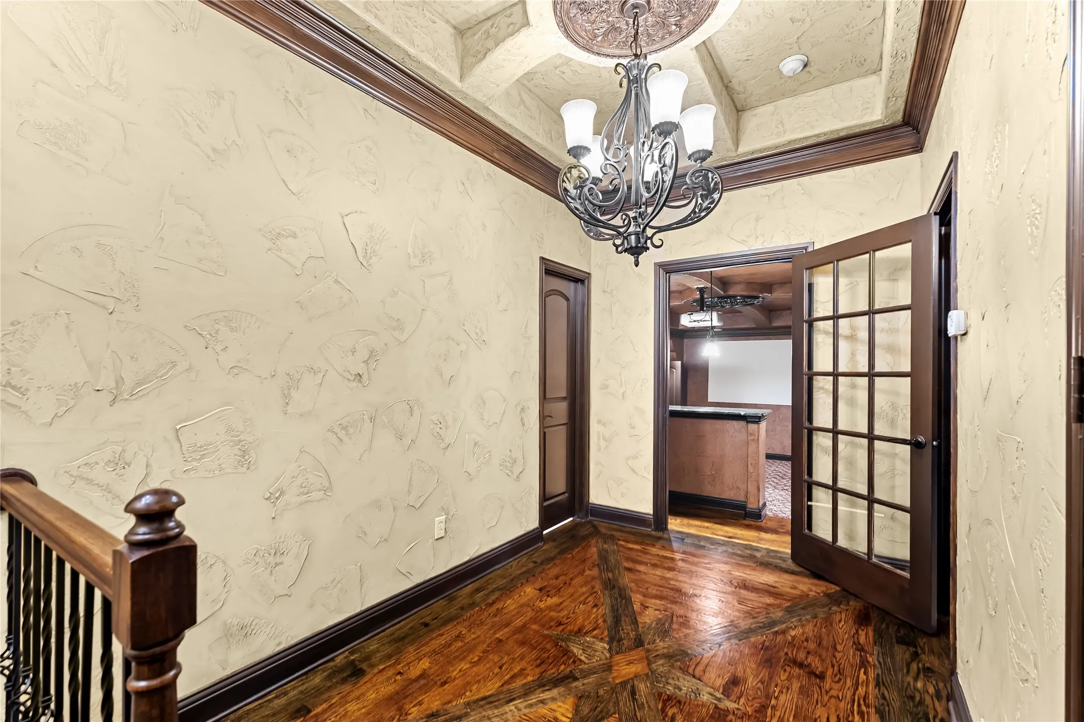 Single Family Residence For Sale in Tarrant County , 1206 Genesis Drive, Mansfield, Texas 76063, 5 Bedroom, 5 Bathroom, 3 Garage spaces, 4,232 Sqft, built in 2011, Preowned, mls#21258121, Real Estate Agent in Mansfield, Homes For Sale in Tarrant county, Homes For Sale in Mansfield, Realtor in Mansfield Texas, Real Estate Brokerage Independent Realty Texas, Luminita Cordes Realtor