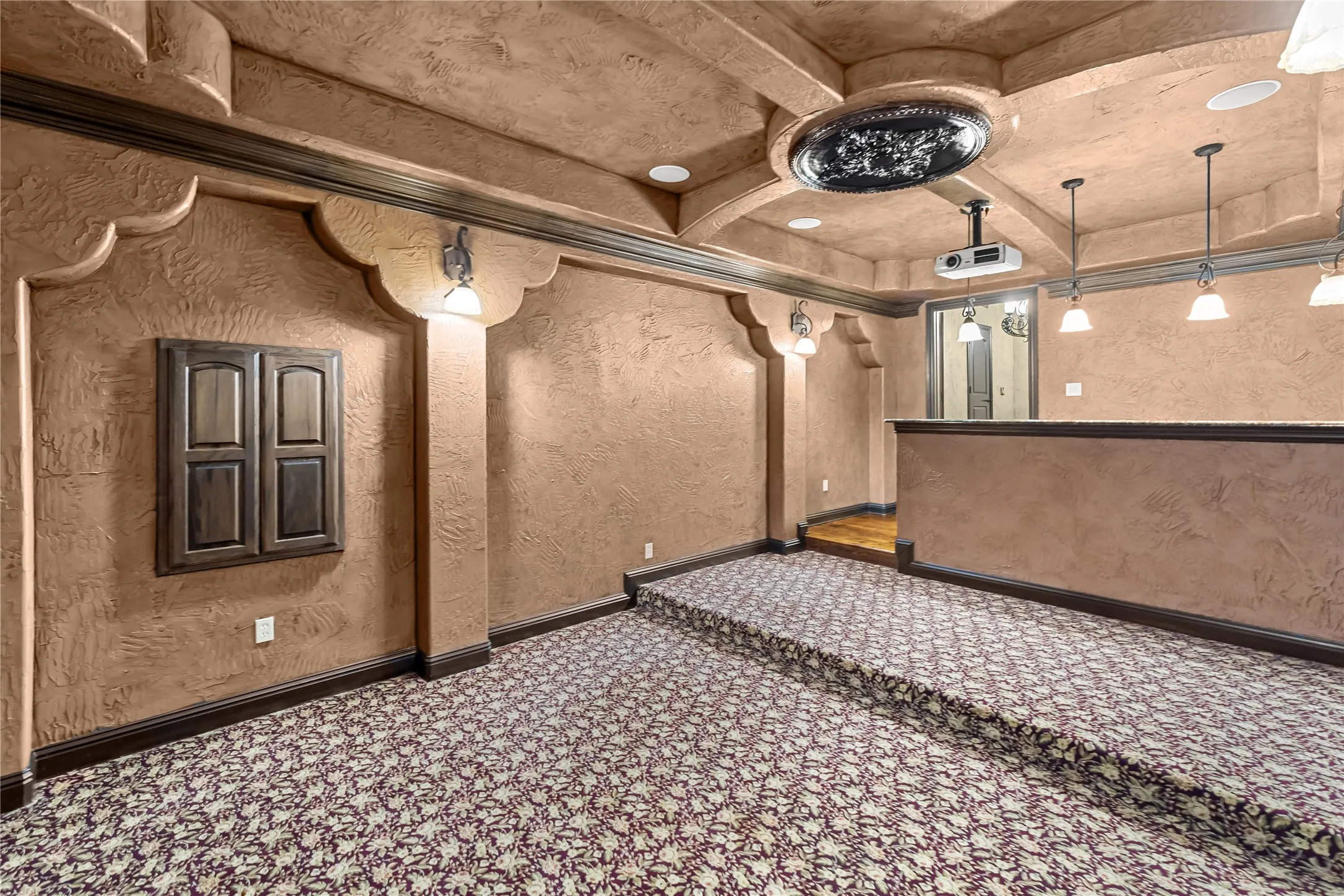 Single Family Residence For Sale in Tarrant County , 1206 Genesis Drive, Mansfield, Texas 76063, 5 Bedroom, 5 Bathroom, 3 Garage spaces, 4,232 Sqft, built in 2011, Preowned, mls#21258121, Real Estate Agent in Mansfield, Homes For Sale in Tarrant county, Homes For Sale in Mansfield, Realtor in Mansfield Texas, Real Estate Brokerage Independent Realty Texas, Luminita Cordes Realtor
