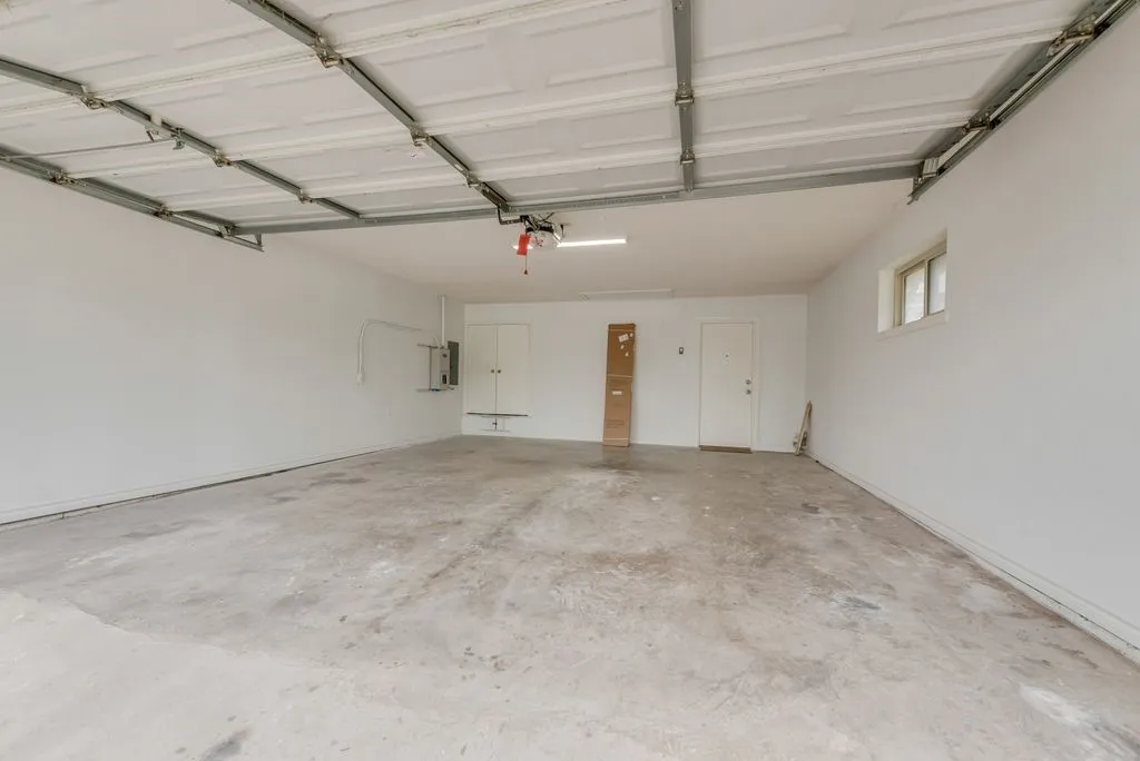 23 x 23 Attached Garage