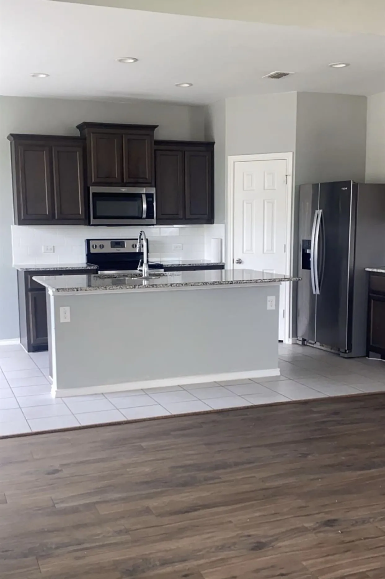 Single Family Residence For Sale in Kaufman County , 3413 Agate Trail, Forney, Texas 75126, 3 Bedroom, 2 Bathroom, 2 Garage spaces, 1,516 Sqft, built in 2018, mls#21258685, Real Estate Agent in Forney, Homes For Sale in Kaufman county, Homes For Sale in Forney, Realtor in Forney Texas, Real Estate Brokerage Independent Realty Texas, Luminita Cordes Realtor