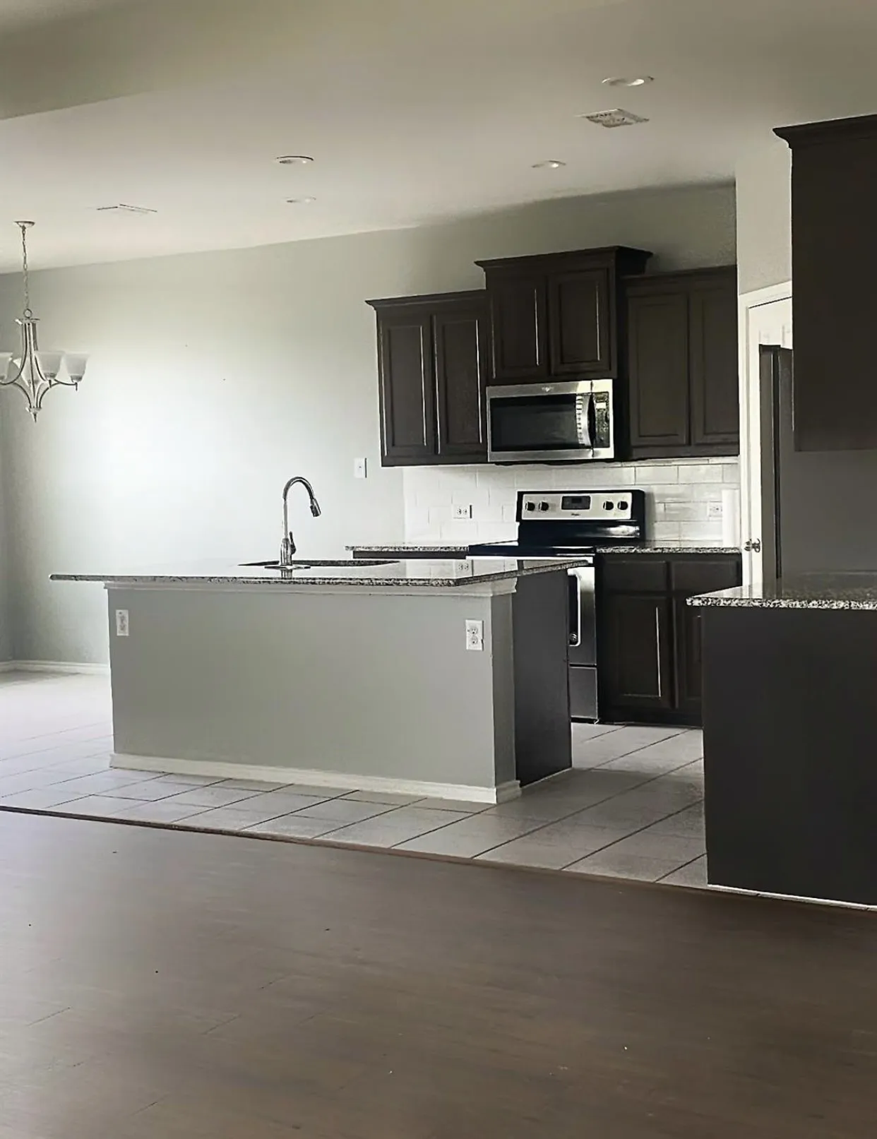 Single Family Residence For Sale in Kaufman County , 3413 Agate Trail, Forney, Texas 75126, 3 Bedroom, 2 Bathroom, 2 Garage spaces, 1,516 Sqft, built in 2018, mls#21258685, Real Estate Agent in Forney, Homes For Sale in Kaufman county, Homes For Sale in Forney, Realtor in Forney Texas, Real Estate Brokerage Independent Realty Texas, Luminita Cordes Realtor