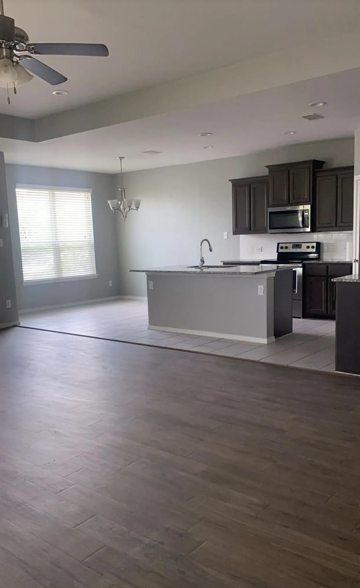 Single Family Residence For Sale in Kaufman County , 3413 Agate Trail, Forney, Texas 75126, 3 Bedroom, 2 Bathroom, 2 Garage spaces, 1,516 Sqft, built in 2018, mls#21258685, Real Estate Agent in Forney, Homes For Sale in Kaufman county, Homes For Sale in Forney, Realtor in Forney Texas, Real Estate Brokerage Independent Realty Texas, Luminita Cordes Realtor