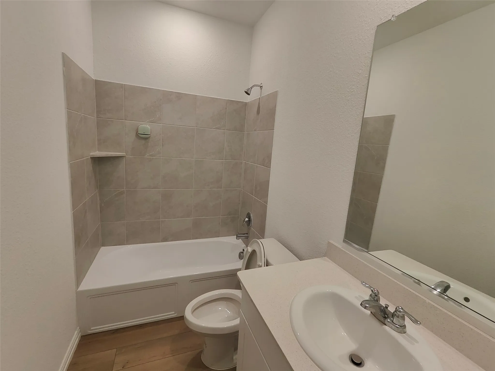 2nd Bathroom