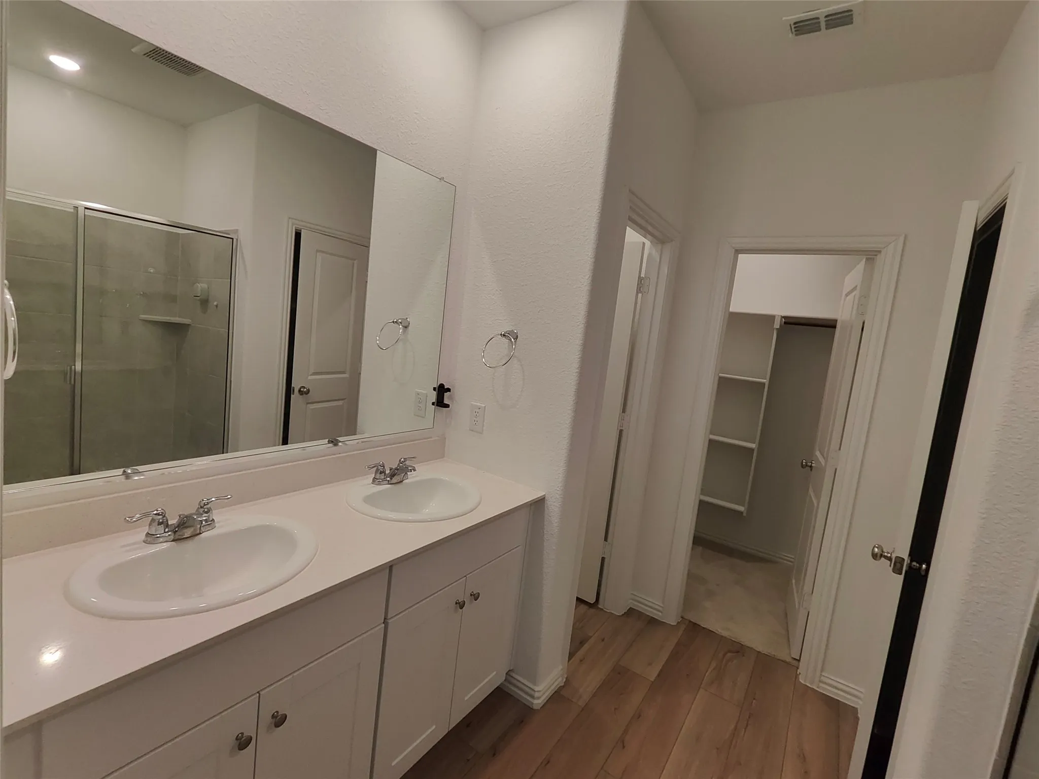 Single Family Residence For Sale in Collin County , 8416 Butterfly Lane, Mc Kinney, Texas 75071, 3 Bedroom, 2 Bathroom, 2 Garage spaces, 1,602 Sqft, built in 2024, Preowned, mls#21258701, Real Estate Agent in Mc Kinney, Homes For Sale in Collin county, Homes For Sale in Mc Kinney, Realtor in Mc Kinney Texas, Real Estate Brokerage Independent Realty Texas, Luminita Cordes Realtor