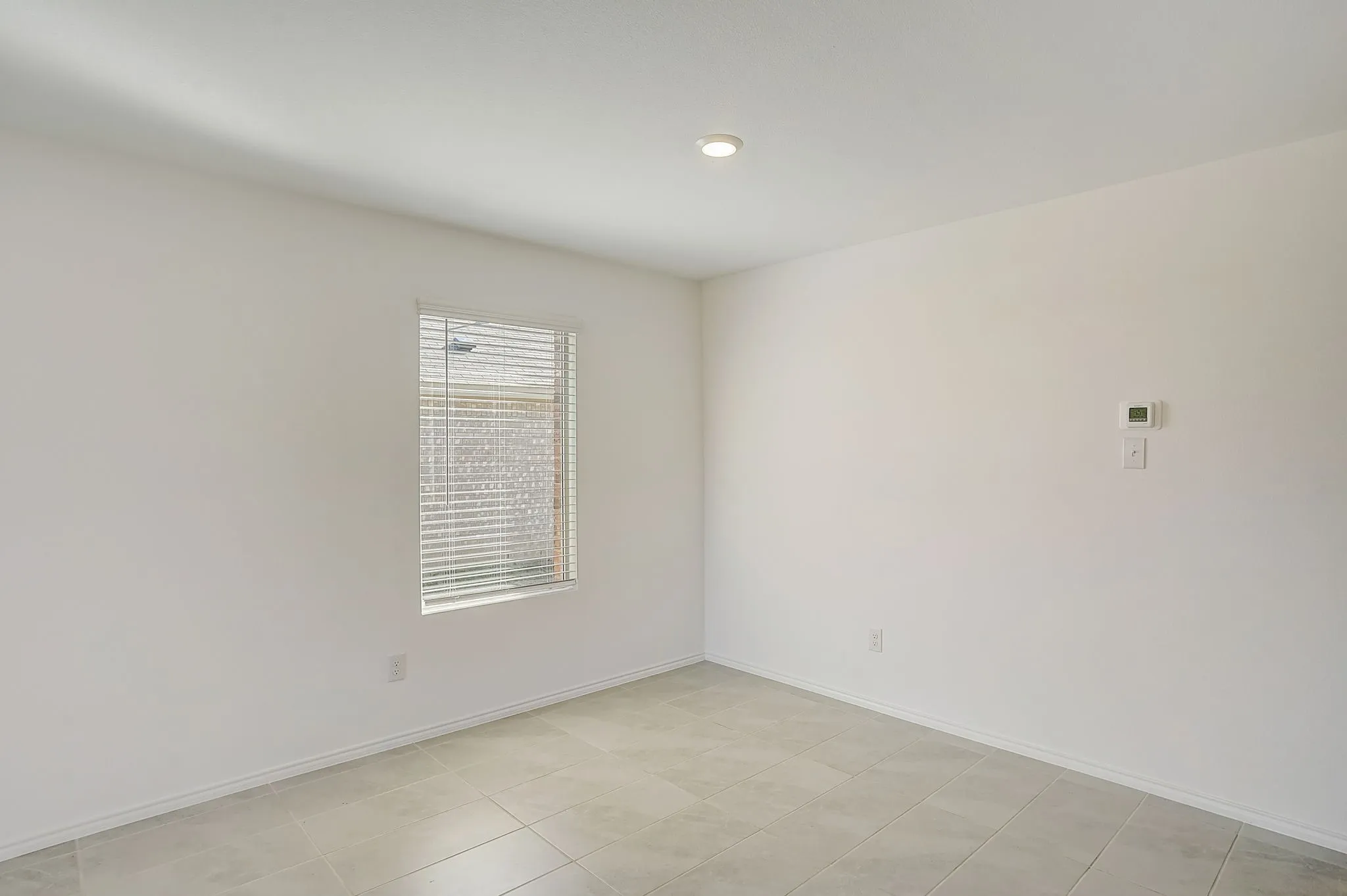 Single Family Residence For Rent in Denton County , 2817 Watchpoint Road, Little Elm, Texas 75068, 4 Bedroom, 2 Bathroom, 2 Garage spaces, 1,847 Sqft, built in 2023, Preowned, mls#21258725, Real Estate Agent in Little Elm, Homes For Rent in Denton county, Homes For Rent in Little Elm, Realtor in Little Elm Texas, Real Estate Brokerage Independent Realty Texas, Luminita Cordes Realtor