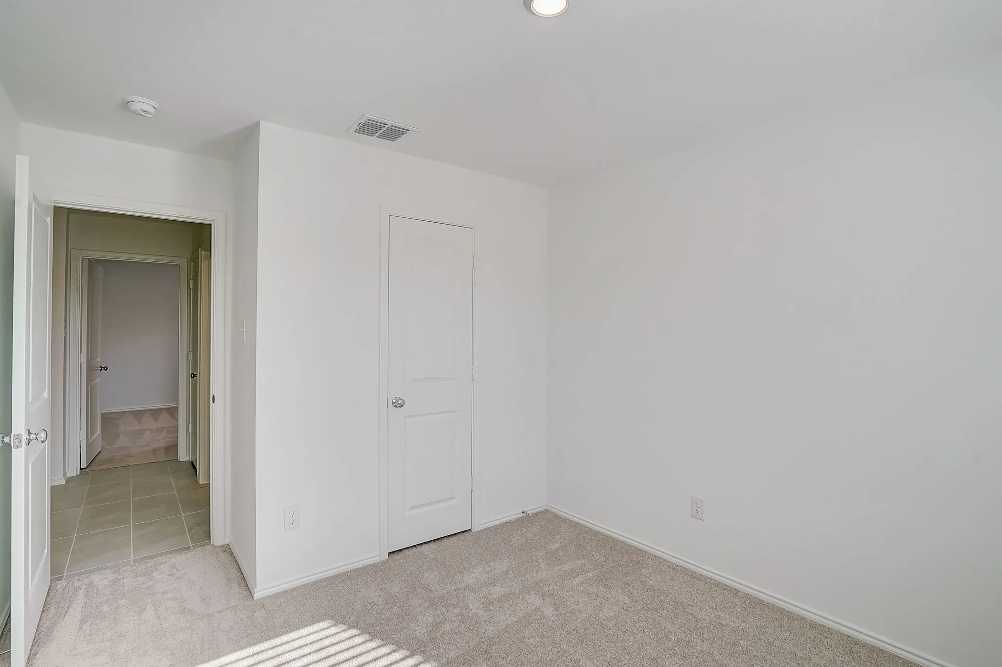 Single Family Residence For Rent in Denton County , 2817 Watchpoint Road, Little Elm, Texas 75068, 4 Bedroom, 2 Bathroom, 2 Garage spaces, 1,847 Sqft, built in 2023, Preowned, mls#21258725, Real Estate Agent in Little Elm, Homes For Rent in Denton county, Homes For Rent in Little Elm, Realtor in Little Elm Texas, Real Estate Brokerage Independent Realty Texas, Luminita Cordes Realtor