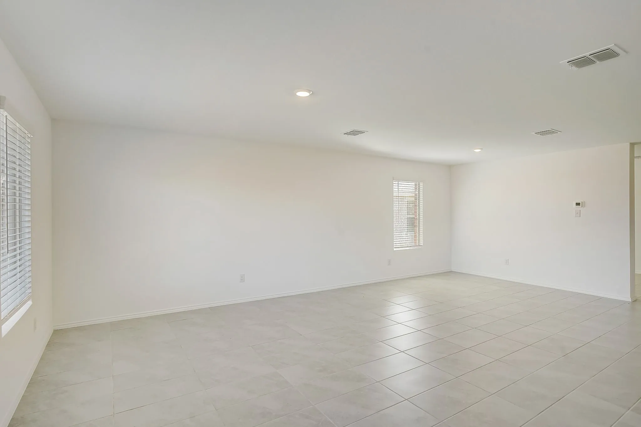 Single Family Residence For Rent in Denton County , 2817 Watchpoint Road, Little Elm, Texas 75068, 4 Bedroom, 2 Bathroom, 2 Garage spaces, 1,847 Sqft, built in 2023, Preowned, mls#21258725, Real Estate Agent in Little Elm, Homes For Rent in Denton county, Homes For Rent in Little Elm, Realtor in Little Elm Texas, Real Estate Brokerage Independent Realty Texas, Luminita Cordes Realtor
