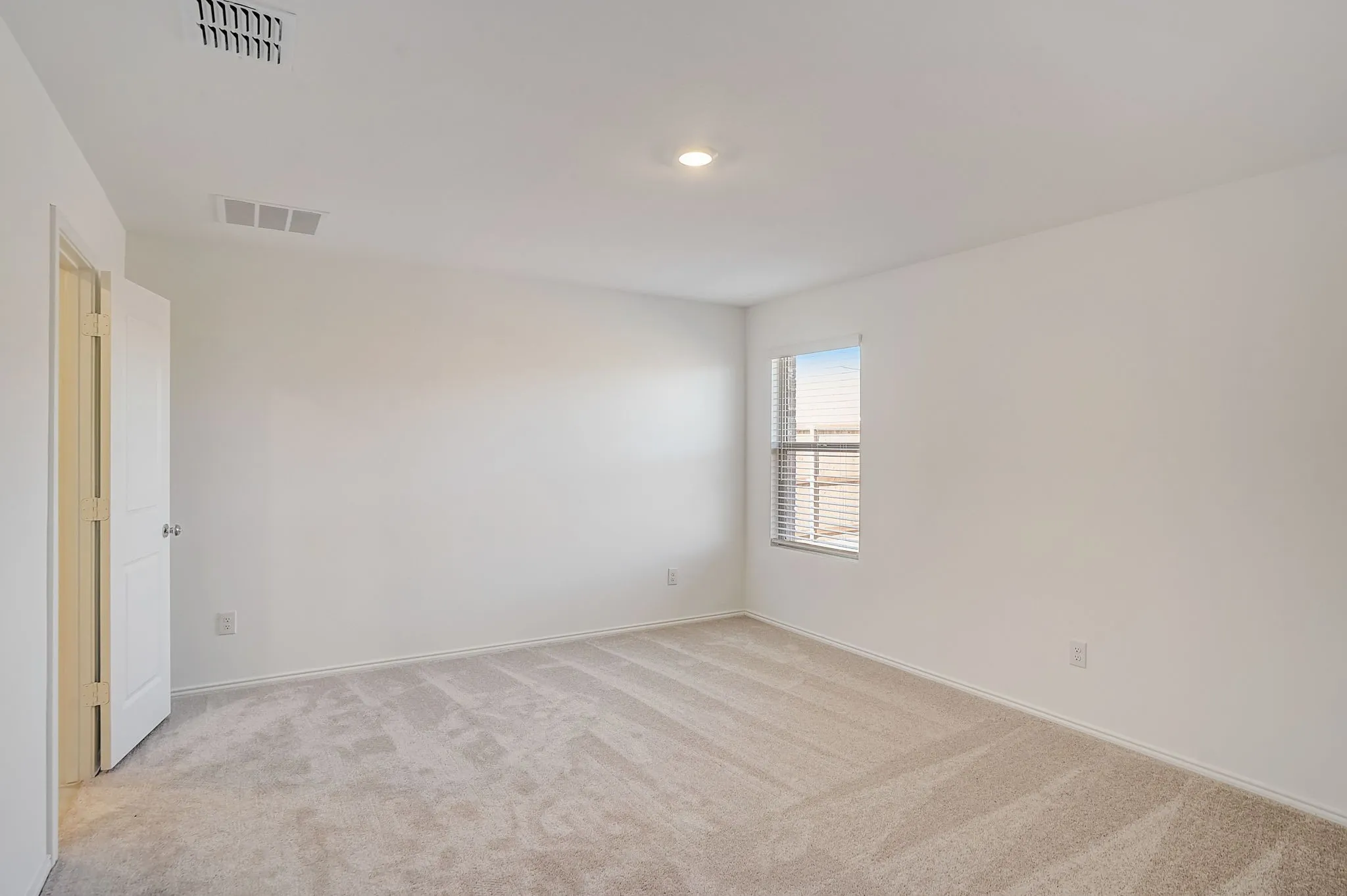 Single Family Residence For Rent in Denton County , 2817 Watchpoint Road, Little Elm, Texas 75068, 4 Bedroom, 2 Bathroom, 2 Garage spaces, 1,847 Sqft, built in 2023, Preowned, mls#21258725, Real Estate Agent in Little Elm, Homes For Rent in Denton county, Homes For Rent in Little Elm, Realtor in Little Elm Texas, Real Estate Brokerage Independent Realty Texas, Luminita Cordes Realtor