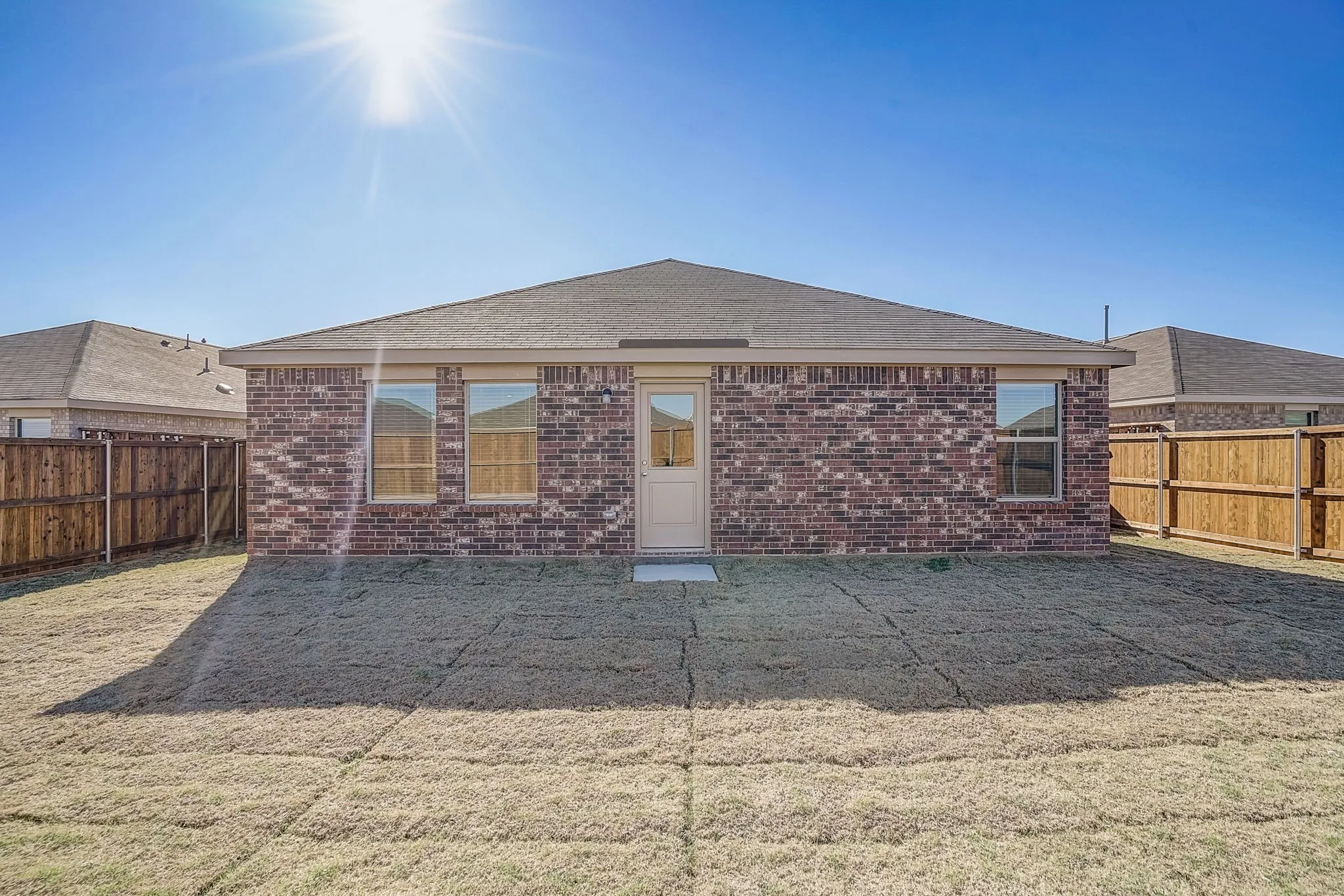 Single Family Residence For Rent in Denton County , 2817 Watchpoint Road, Little Elm, Texas 75068, 4 Bedroom, 2 Bathroom, 2 Garage spaces, 1,847 Sqft, built in 2023, Preowned, mls#21258725, Real Estate Agent in Little Elm, Homes For Rent in Denton county, Homes For Rent in Little Elm, Realtor in Little Elm Texas, Real Estate Brokerage Independent Realty Texas, Luminita Cordes Realtor