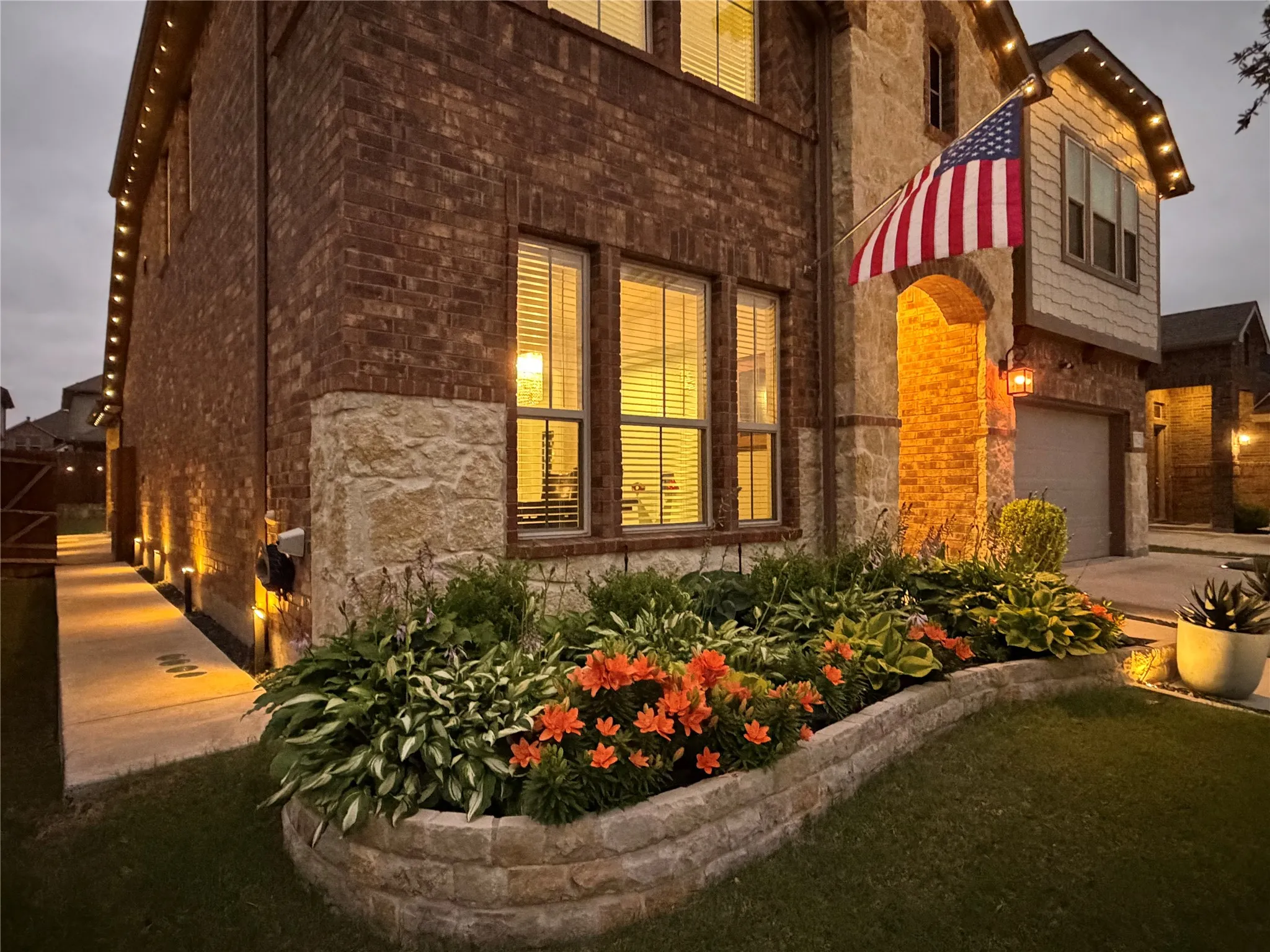 Single Family Residence For Sale in Rockwall County , 862 Mildren Lane, Fate, Texas 75087, 4 Bedroom, 3 Bathroom, 2 Garage spaces, 3,165 Sqft, built in 2021, Preowned, Price $570,000, mls#21258323, Real Estate Agent in Fate, Homes For Sale in Rockwall county, Homes For Sale in Fate, Realtor in Fate Texas, Real Estate Brokerage Independent Realty Texas, Luminita Cordes Realtor