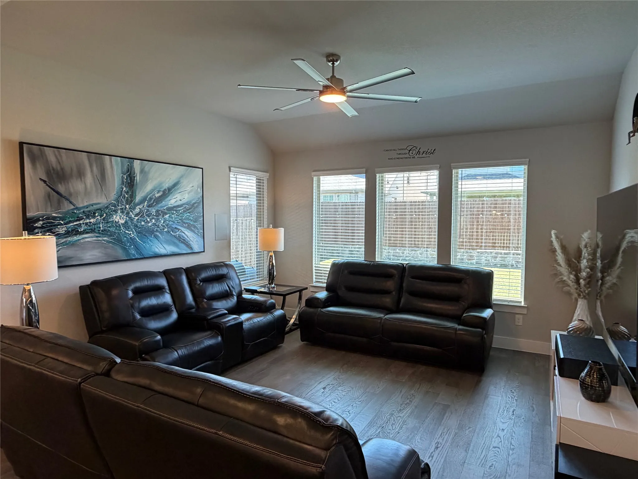 Single Family Residence For Sale in Rockwall County , 862 Mildren Lane, Fate, Texas 75087, 4 Bedroom, 3 Bathroom, 2 Garage spaces, 3,165 Sqft, built in 2021, Preowned, Price $570,000, mls#21258323, Real Estate Agent in Fate, Homes For Sale in Rockwall county, Homes For Sale in Fate, Realtor in Fate Texas, Real Estate Brokerage Independent Realty Texas, Luminita Cordes Realtor