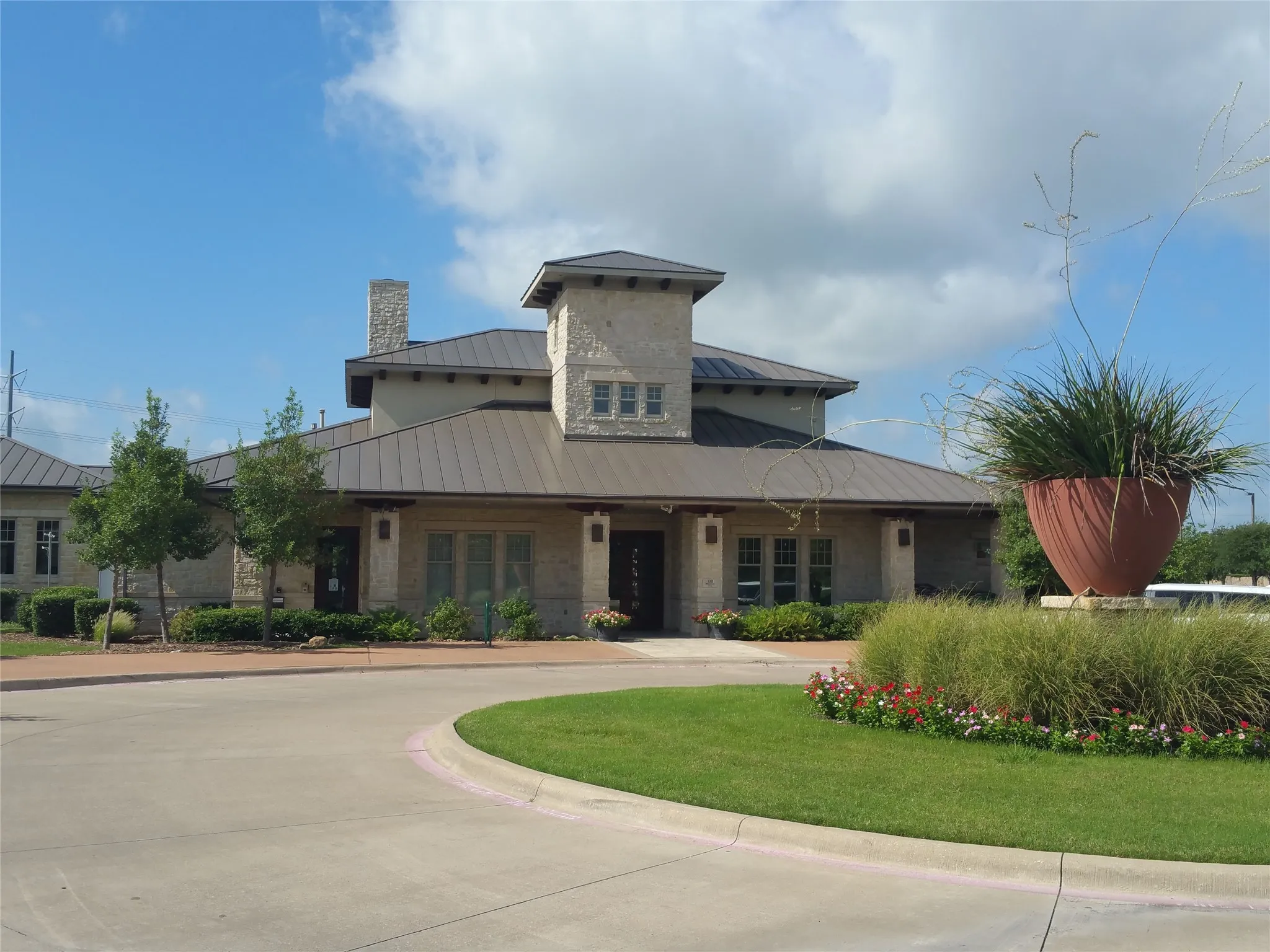 Living Here Means Enjoying the Unparalleled Lifestyle of the Woodcreek Community with Amenities Including a Fully Equipped Clubhouse available for Large Events or Parties, Fitness Center, Splash Park, Two Pools, Cabanas, Basketball Courts, Two Dog Parks, Playground, Soccer Field, Pond, Outdoor Kitchen, Putting Green, Walking Trails and More.