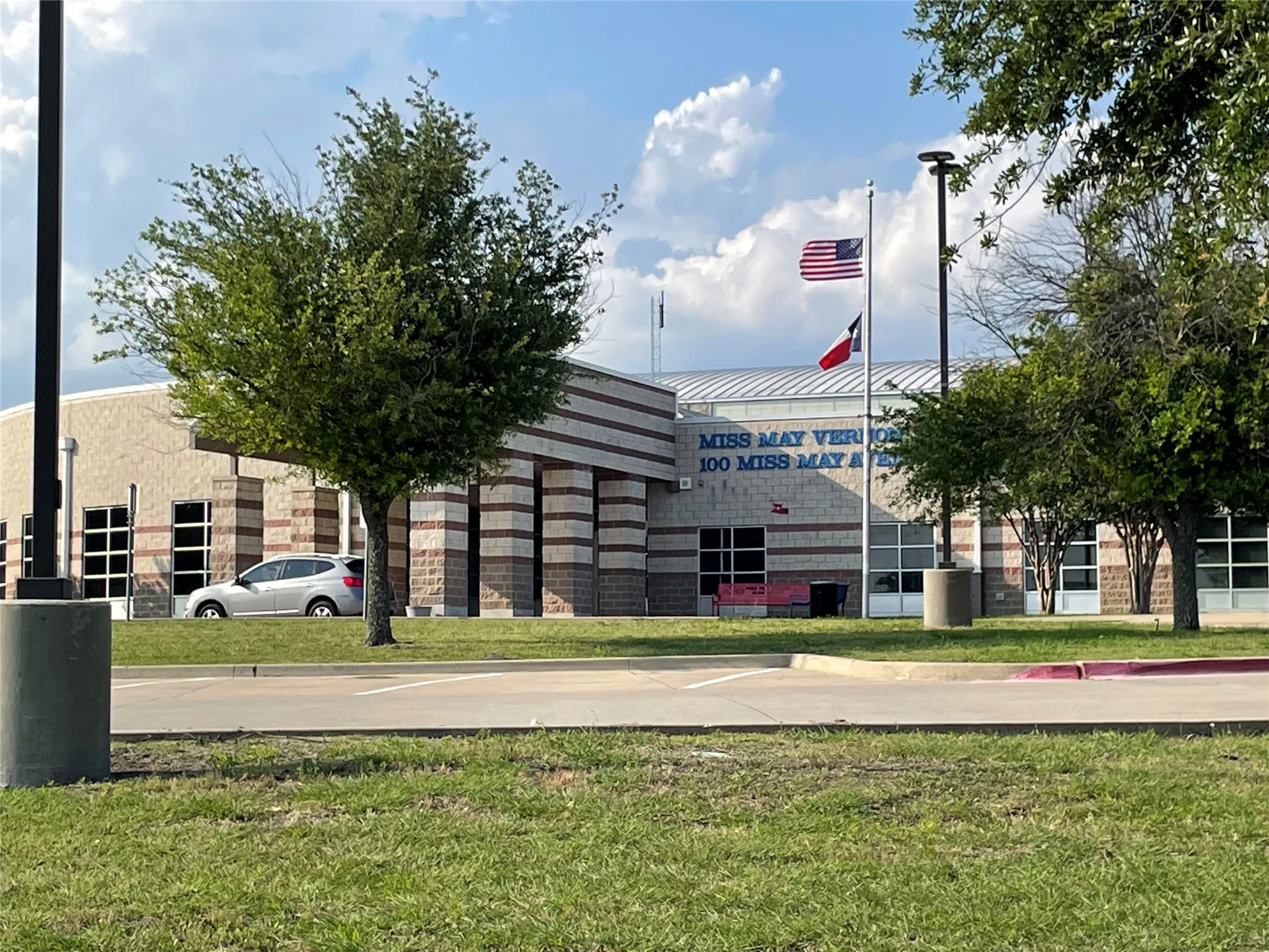 In Neighborhood Miss May Vernon Elementary School