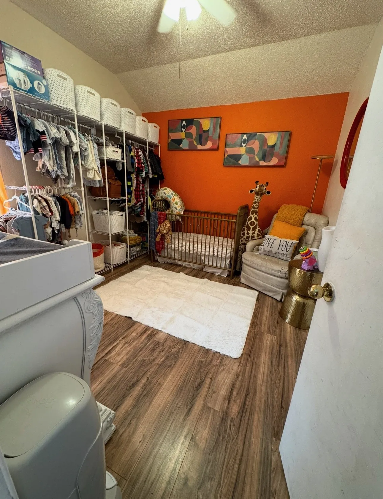 Single Family Residence For Sale in Tarrant County , 7436 Blackthorn Drive, Fort Worth, Texas 76137, 3 Bedrooms, 3 Bathrooms, 2 Garage spaces, 1,800 Sqft, built in 1987, Price $265,000, mls#21258775, Real Estate Agent in Fort Worth, Homes For Sale in Tarrant county, Homes For Sale in Fort Worth, Realtor in Fort Worth Texas, Real Estate Brokerage Independent Realty Texas, Luminita Cordes Realtor