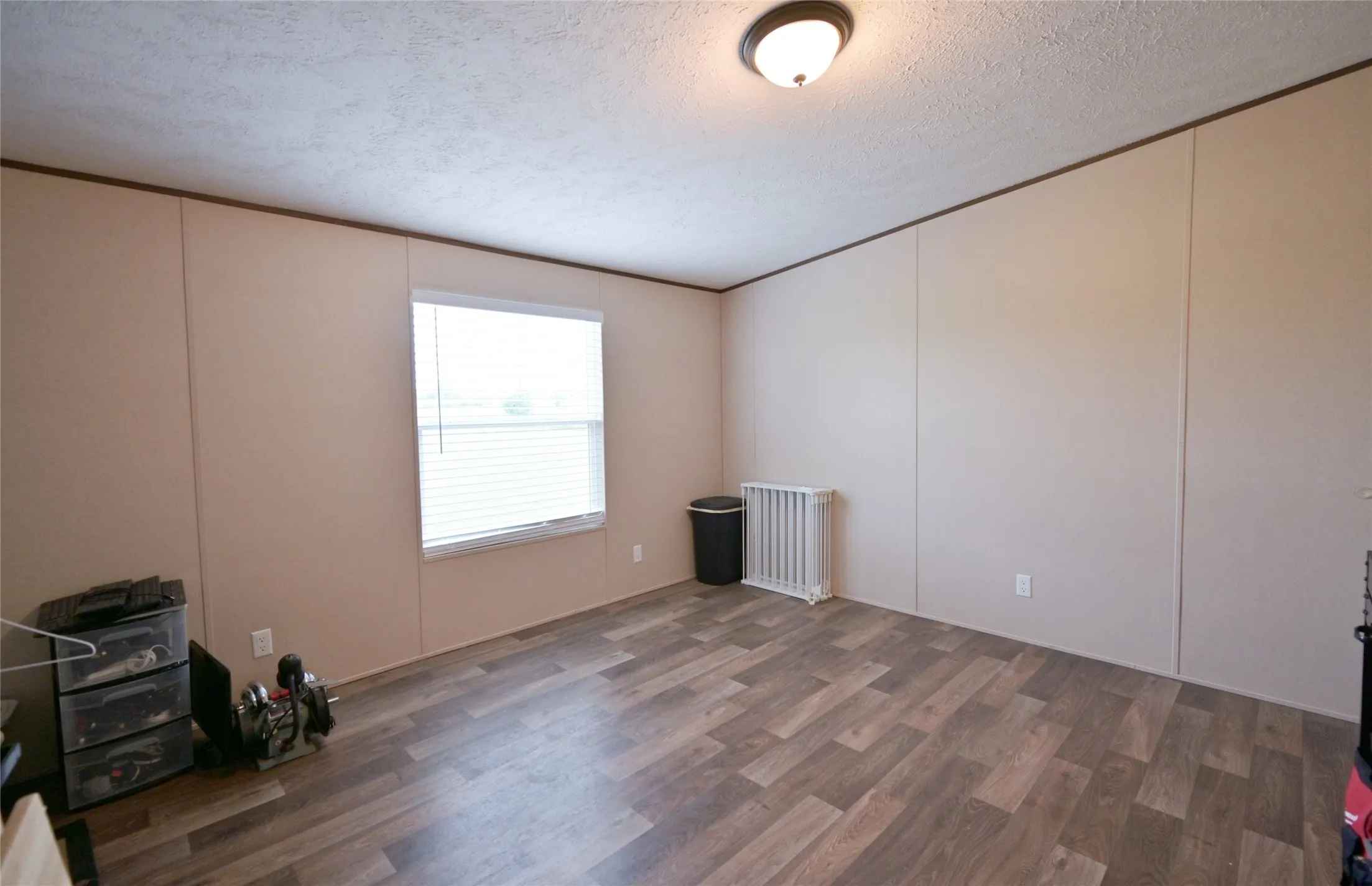 Mobile Home For Sale in Wise County , 116 El Dorado Street, Decatur, Texas 76234, 4 Bedroom, 2 Bathroom, Garage spaces, 1,904 Sqft, built in 2023, Preowned, mls#21257124, Real Estate Agent in Decatur, Homes For Sale in Wise county, Homes For Sale in Decatur, Realtor in Decatur Texas, Real Estate Brokerage Independent Realty Texas, Luminita Cordes Realtor