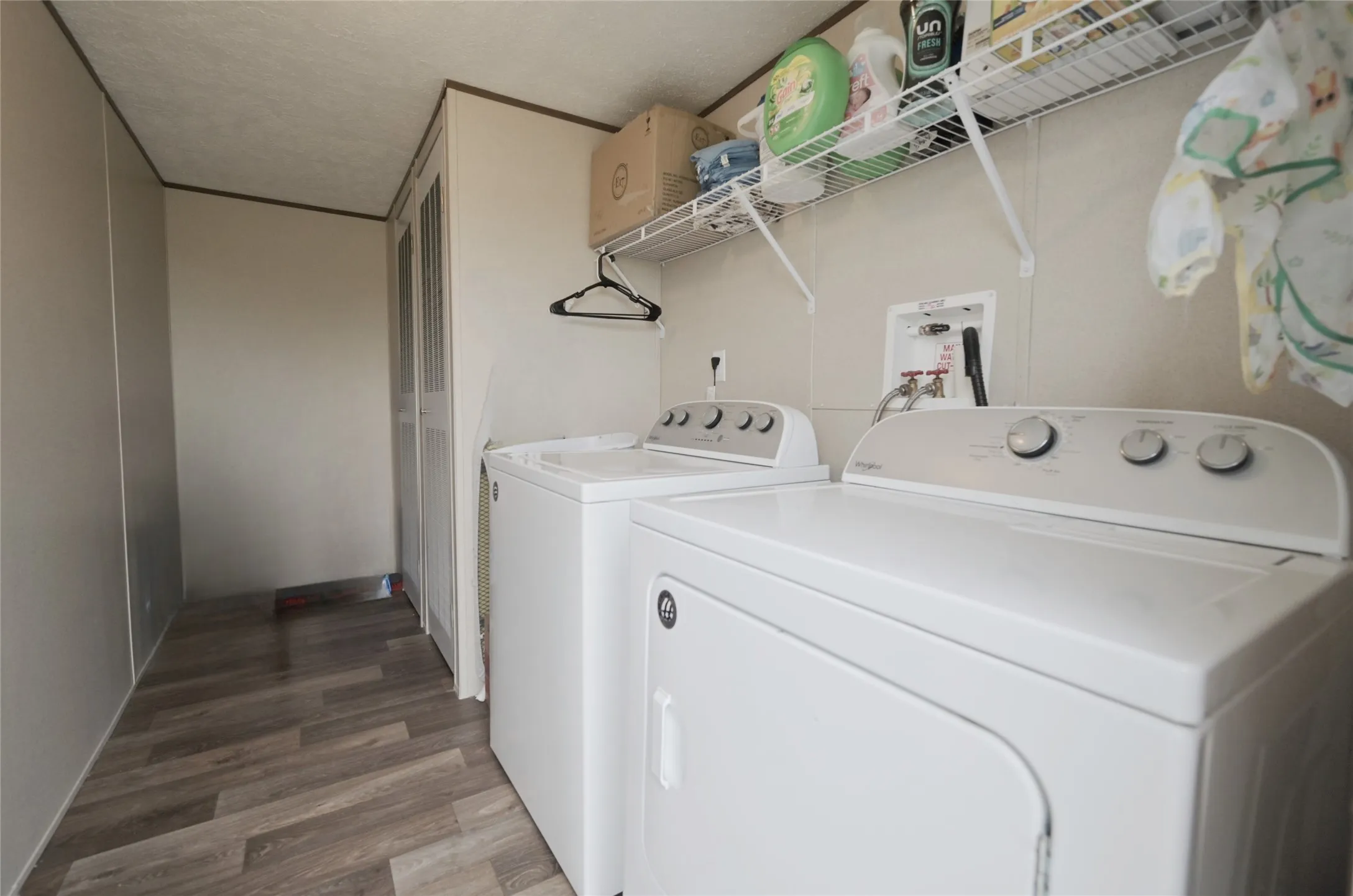 Mobile Home For Sale in Wise County , 116 El Dorado Street, Decatur, Texas 76234, 4 Bedroom, 2 Bathroom, Garage spaces, 1,904 Sqft, built in 2023, Preowned, mls#21257124, Real Estate Agent in Decatur, Homes For Sale in Wise county, Homes For Sale in Decatur, Realtor in Decatur Texas, Real Estate Brokerage Independent Realty Texas, Luminita Cordes Realtor