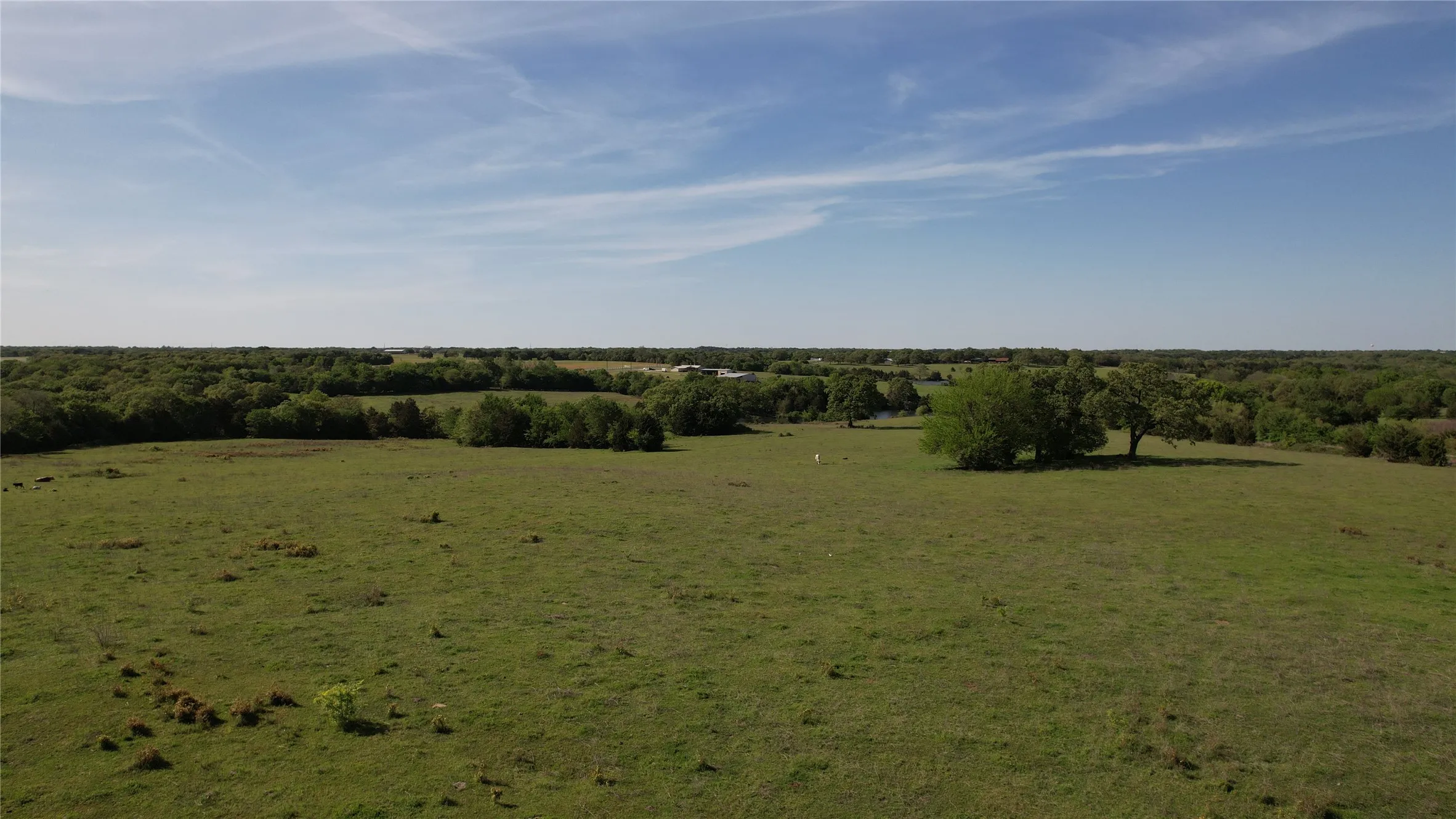 Farm For Sale in Grayson County , 850 Gordonville Road, Gordonville, Texas 76245, 4 Bedrooms, 2 Bathrooms, 2 Garage spaces, 1,828 Sqft, built in 1971, Price $3,850,000, mls#21250081, Real Estate Agent in Gordonville, Homes For Sale in Grayson county, Homes For Sale in Gordonville, Realtor in Gordonville Texas, Real Estate Brokerage Independent Realty Texas, Luminita Cordes Realtor