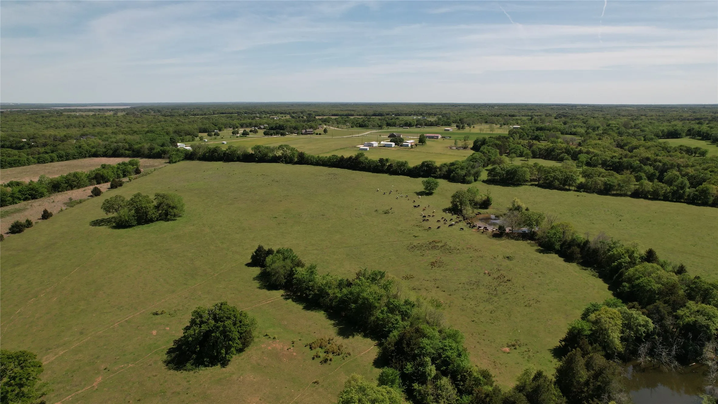Farm For Sale in Grayson County , 850 Gordonville Road, Gordonville, Texas 76245, 4 Bedrooms, 2 Bathrooms, 2 Garage spaces, 1,828 Sqft, built in 1971, Price $3,850,000, mls#21250081, Real Estate Agent in Gordonville, Homes For Sale in Grayson county, Homes For Sale in Gordonville, Realtor in Gordonville Texas, Real Estate Brokerage Independent Realty Texas, Luminita Cordes Realtor
