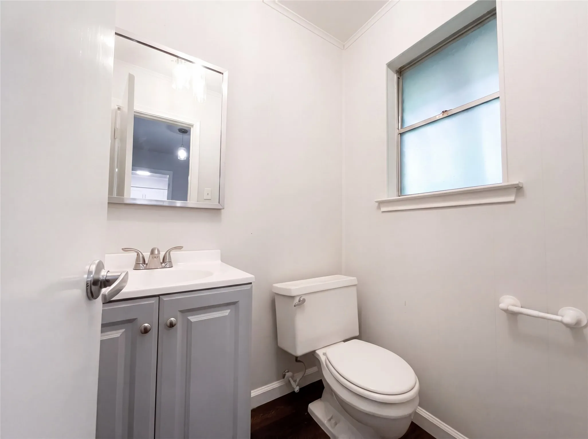 Single Family Residence For Sale in Collin County , 2017 Greenbriar Lane, Plano, Texas 75074, 3 Bedroom, 3 Bathroom, Garage spaces, 1,810 Sqft, built in 1965, Preowned, Price $329,000, mls#21258578, Real Estate Agent in Plano, Homes For Sale in Collin county, Homes For Sale in Plano, Realtor in Plano Texas, Real Estate Brokerage Independent Realty Texas, Luminita Cordes Realtor