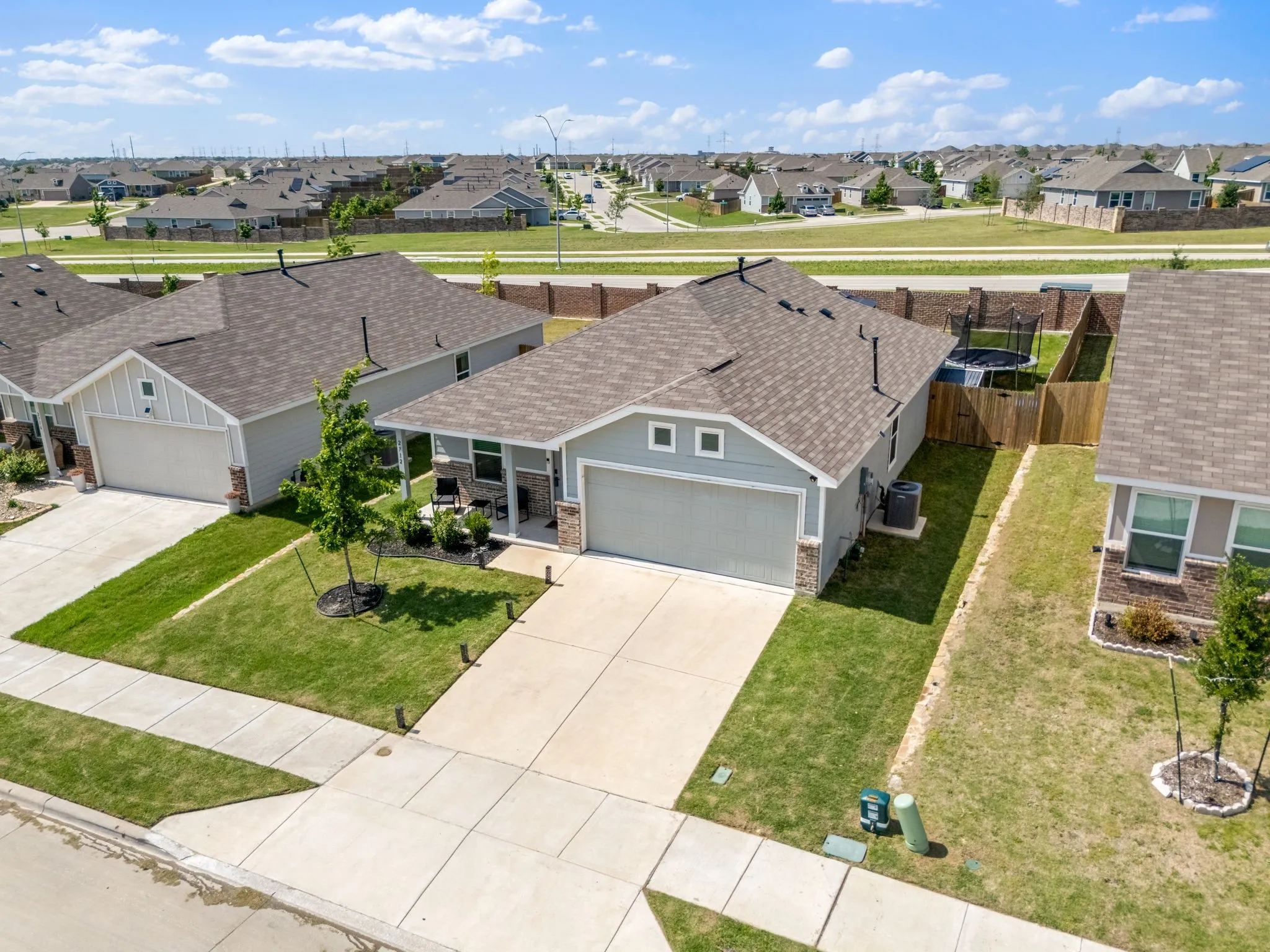 Single Family Residence For Sale in Tarrant County , 2712 Starwater Drive, Fort Worth, Texas 76179, 3 Bedroom, 2 Bathroom, 2 Garage spaces, 1,241 Sqft, built in 2022, mls#21257721, Real Estate Agent in Fort Worth, Homes For Sale in Tarrant county, Homes For Sale in Fort Worth, Realtor in Fort Worth Texas, Real Estate Brokerage Independent Realty Texas, Luminita Cordes Realtor